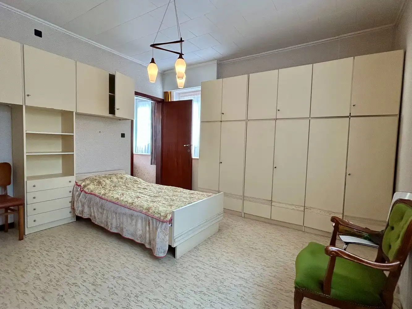 Authentieke woning op uitzonderlijk perceel met weide en groen uitzicht foto 11