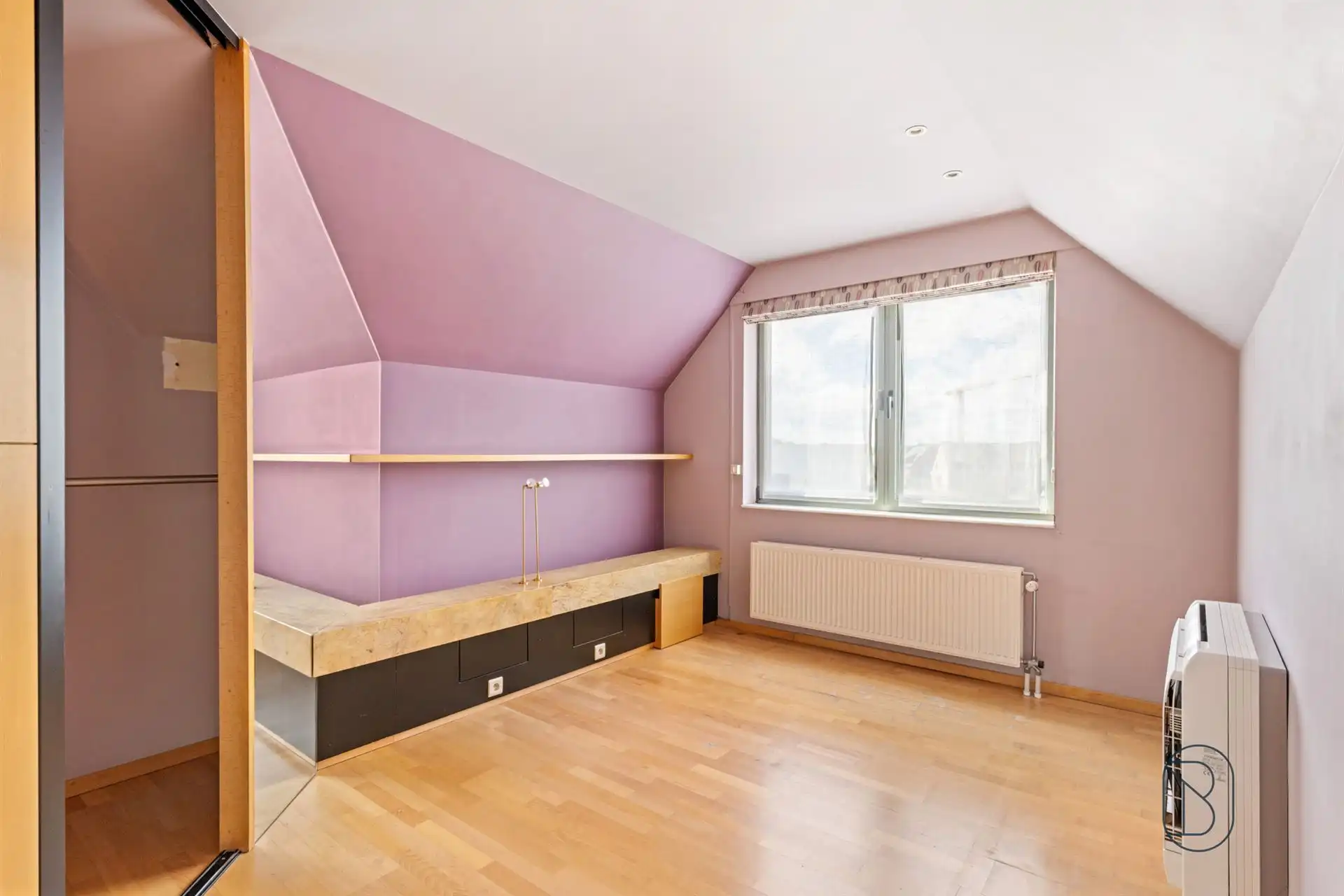 Unieke combinatie van wonen en werken in Sint-Eloois-Vijve! foto 16