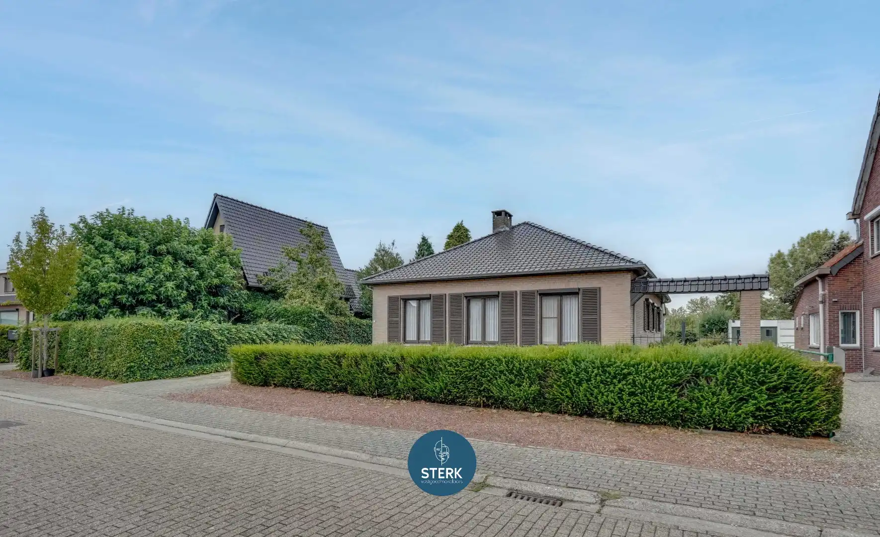 GELIJKVLOERSE WONING MET VEEL POTENTIEEL OP EEN RUSTIGE LOCATIE TE REKEM !  foto 27