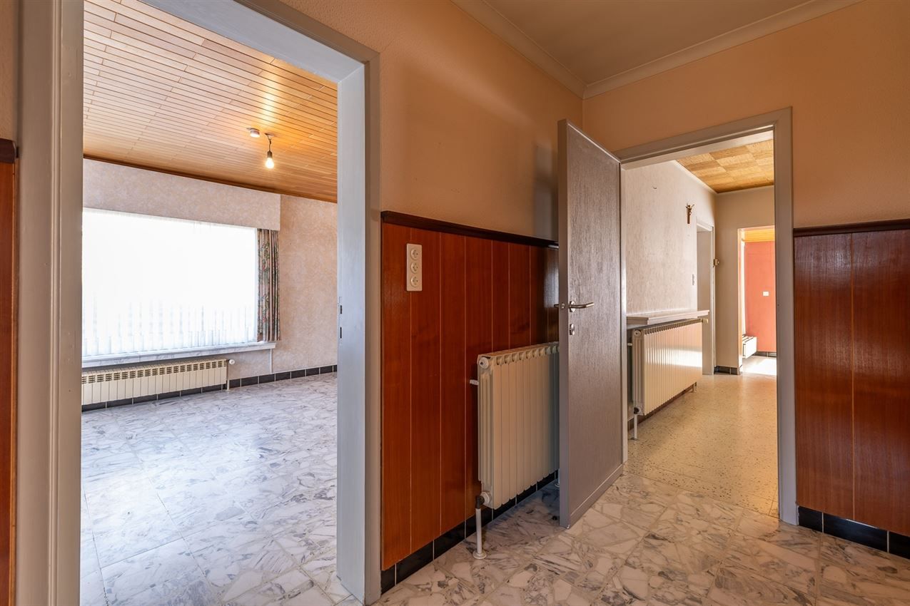 Nabij station en invalswegen, zeer degelijk woonhuis  foto 6