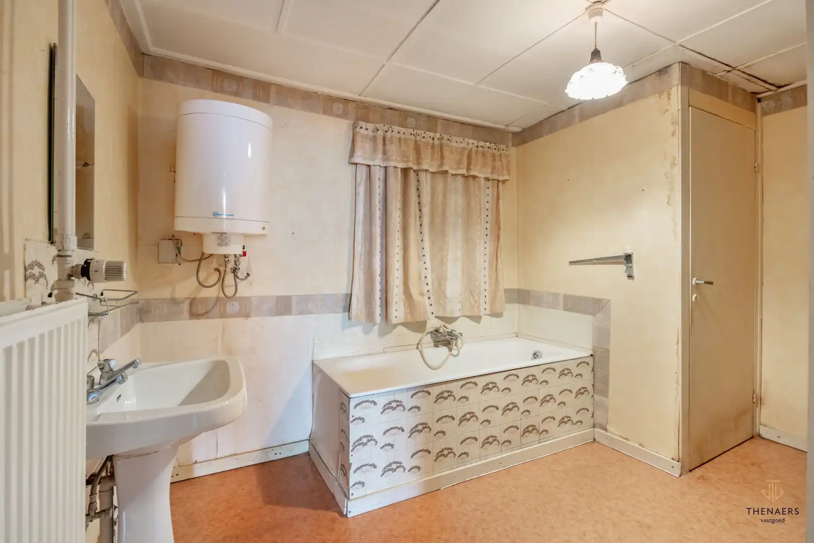 Unieke hoeve met tal van mogelijkheden in het landelijke Veulen (Heers). foto 14