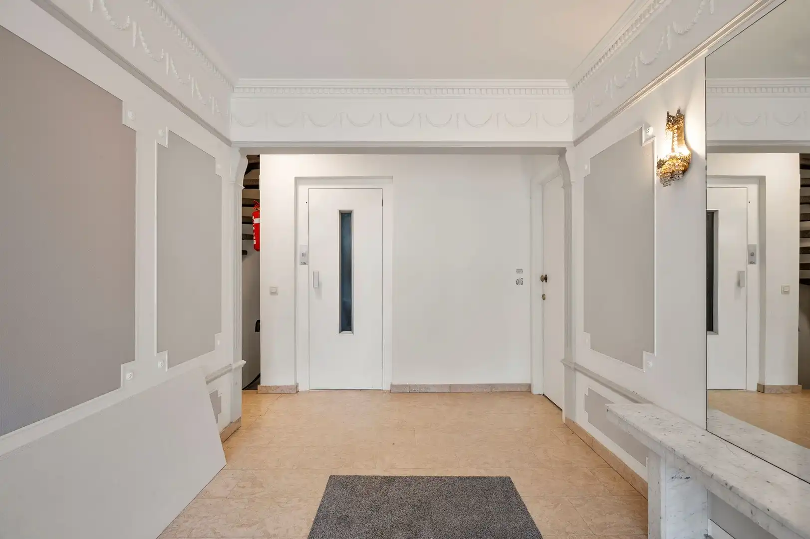 Energiezuinig en gezellig verhuurd appartement met 2 slaapkamers en balkon achteraan nabij het station van Kortrijk foto 11