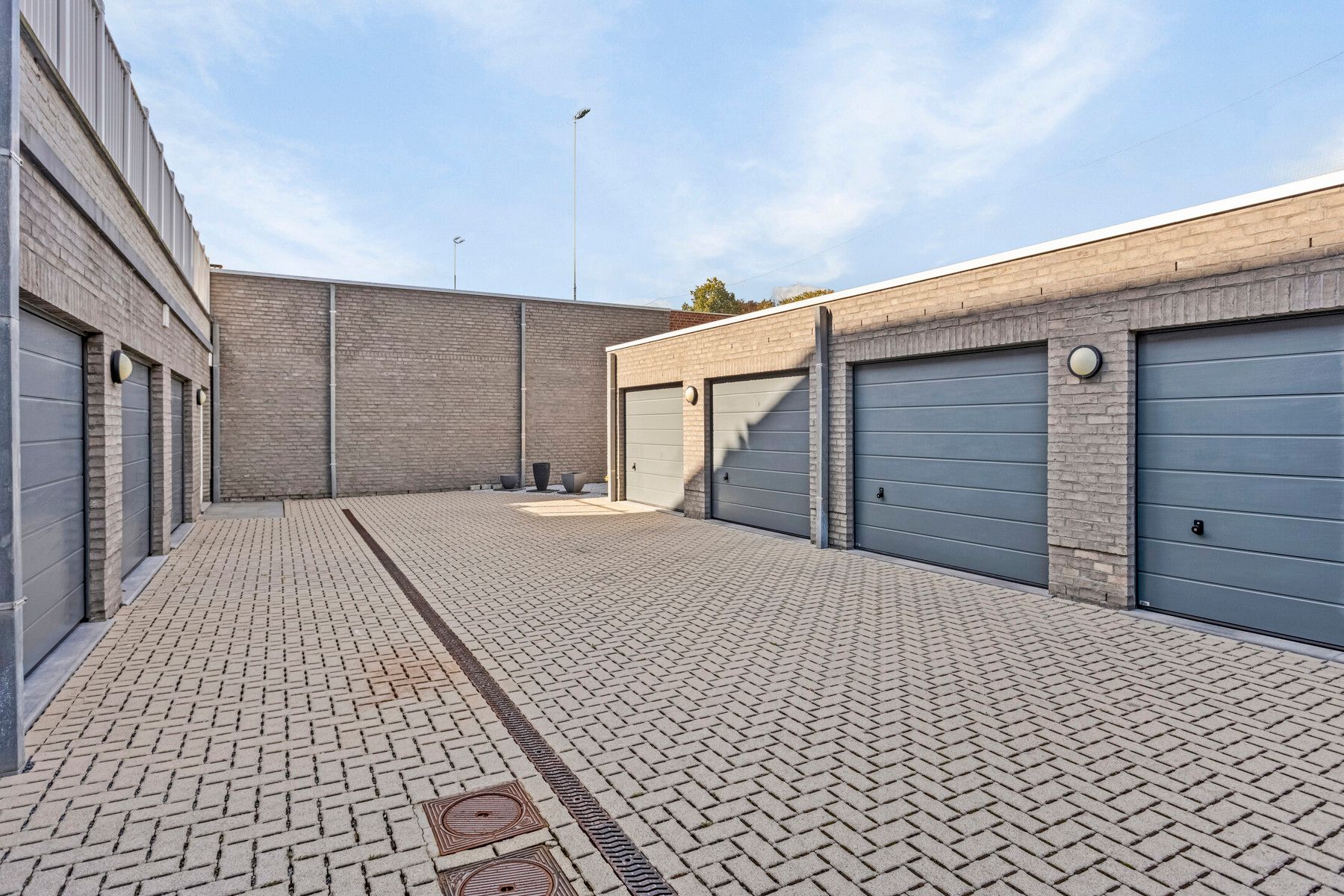 Instapklaar appartement met leuk terras ! foto 19