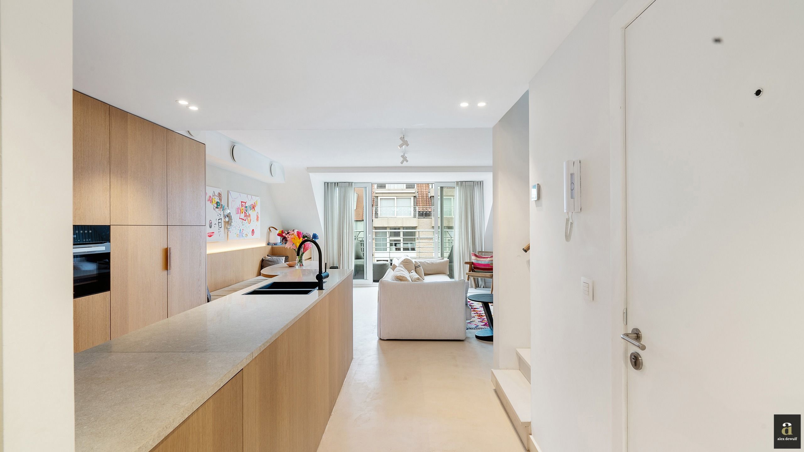 Instapklaar duplexappartement met 3 slaapkamers en terrassen foto 5