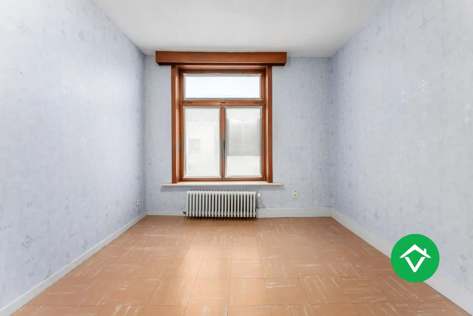 Ruim herenhuis met 4 slaapkamers en aparte garagebox in centrum Gistel foto 22