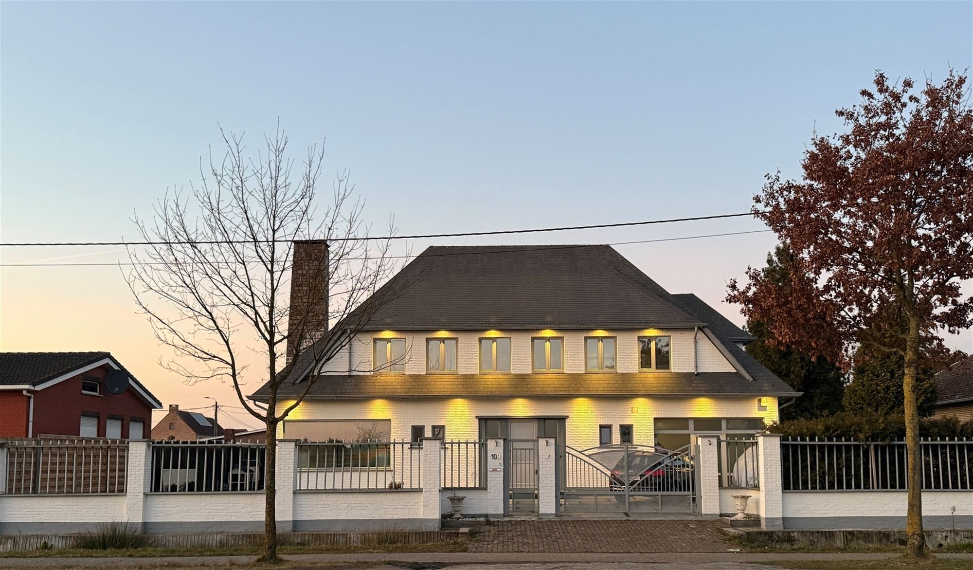 Prachtige villa met 5 slk op een perceel van 980 m² foto 2
