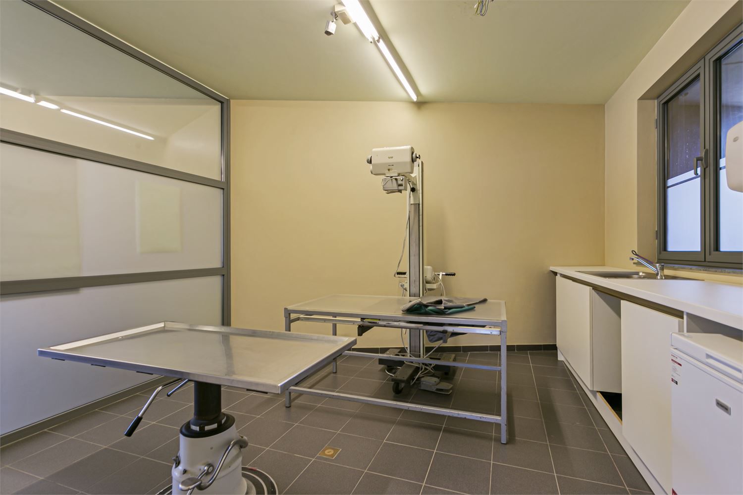 Praktijkruimte of kantoor op een centrale locatie vlakbij het centrum van Wommelgem met goede zichtbaarheid! foto 11