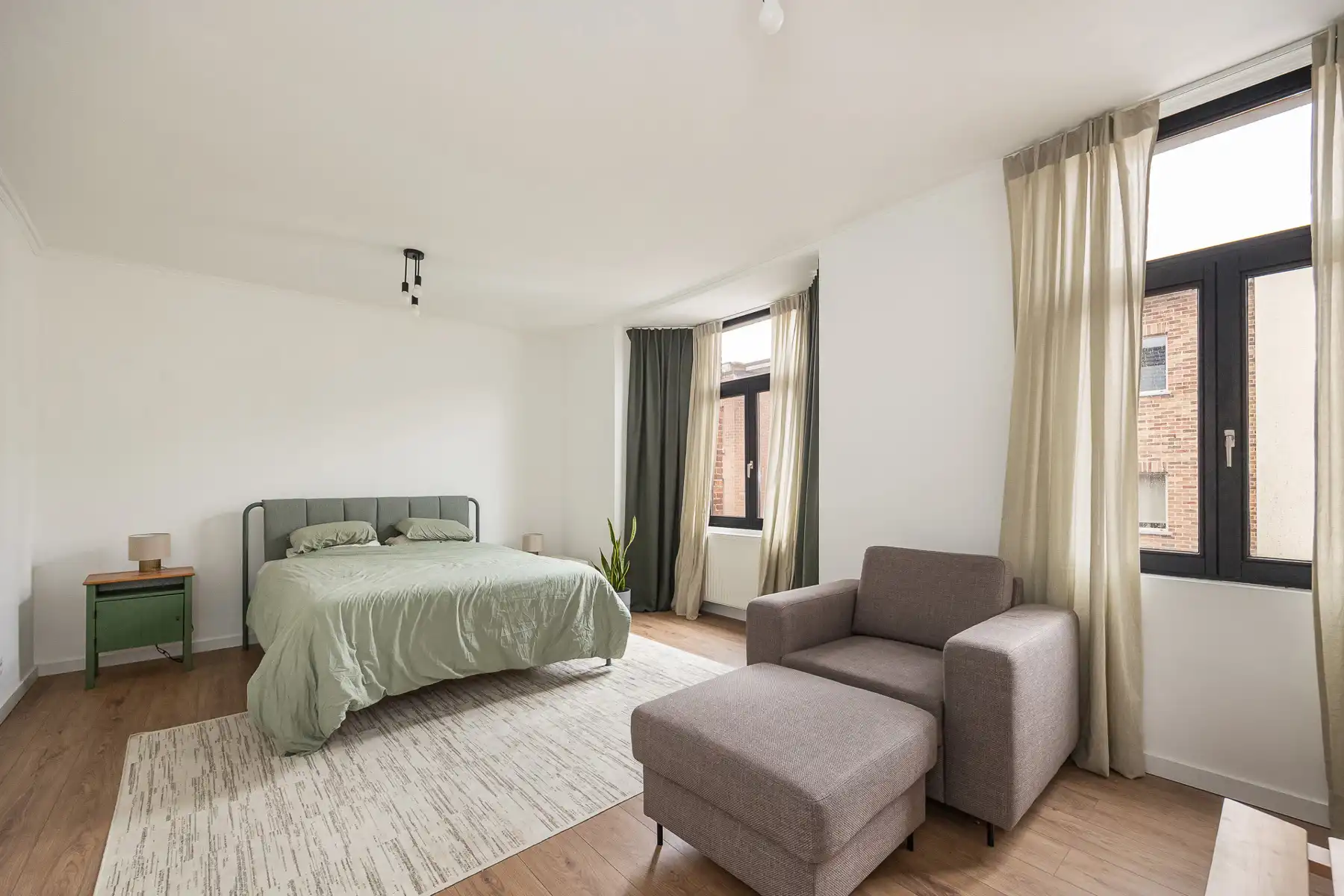 Gezellige, recent gerenoveerde woning in centrum Schoten! foto 8