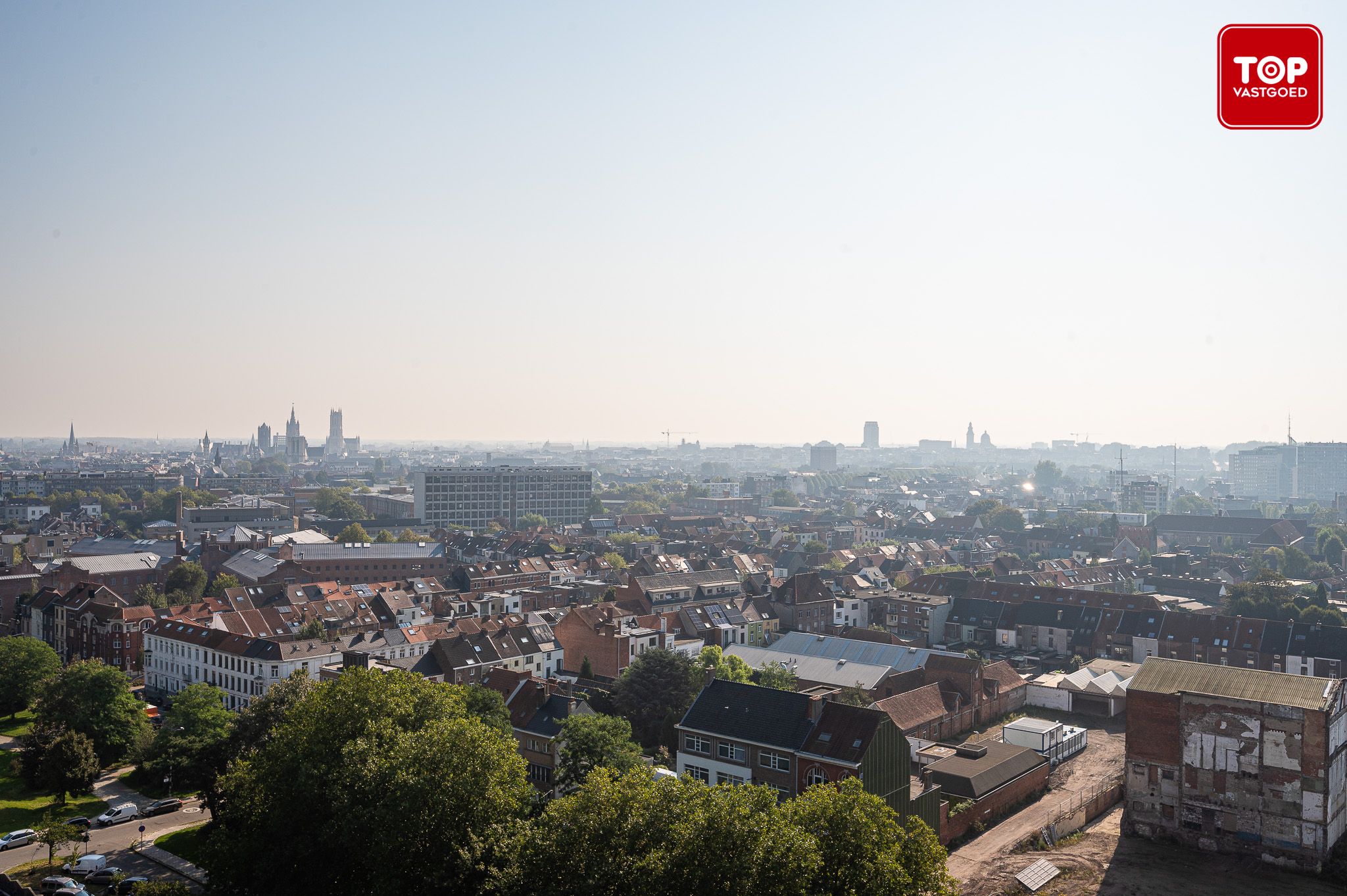 Instapklaar appartement met 2 slaapkamers en prachtig uitzicht foto 21