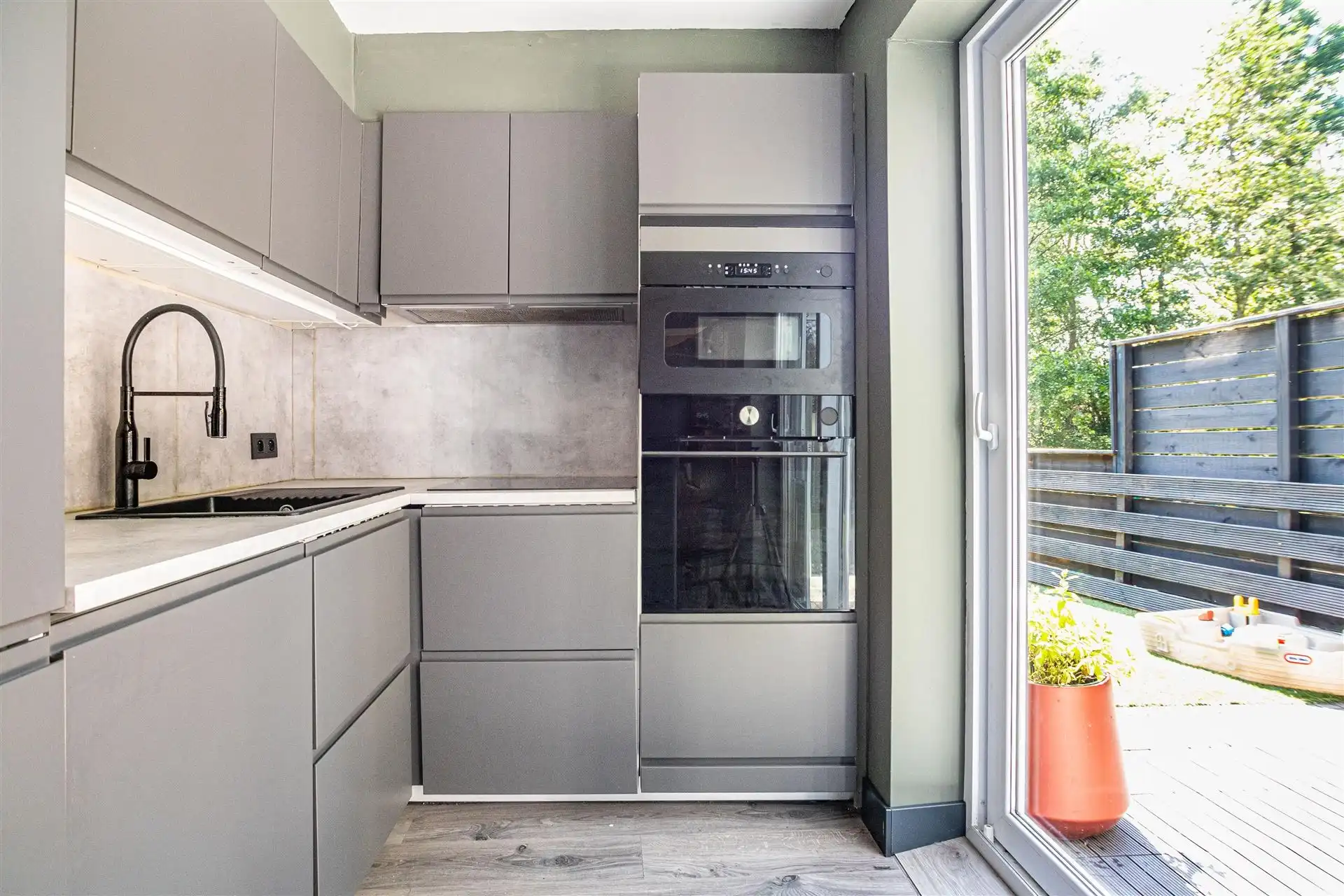 Instapklare & energiezuinige woning met tuin bij De Schorre foto 8