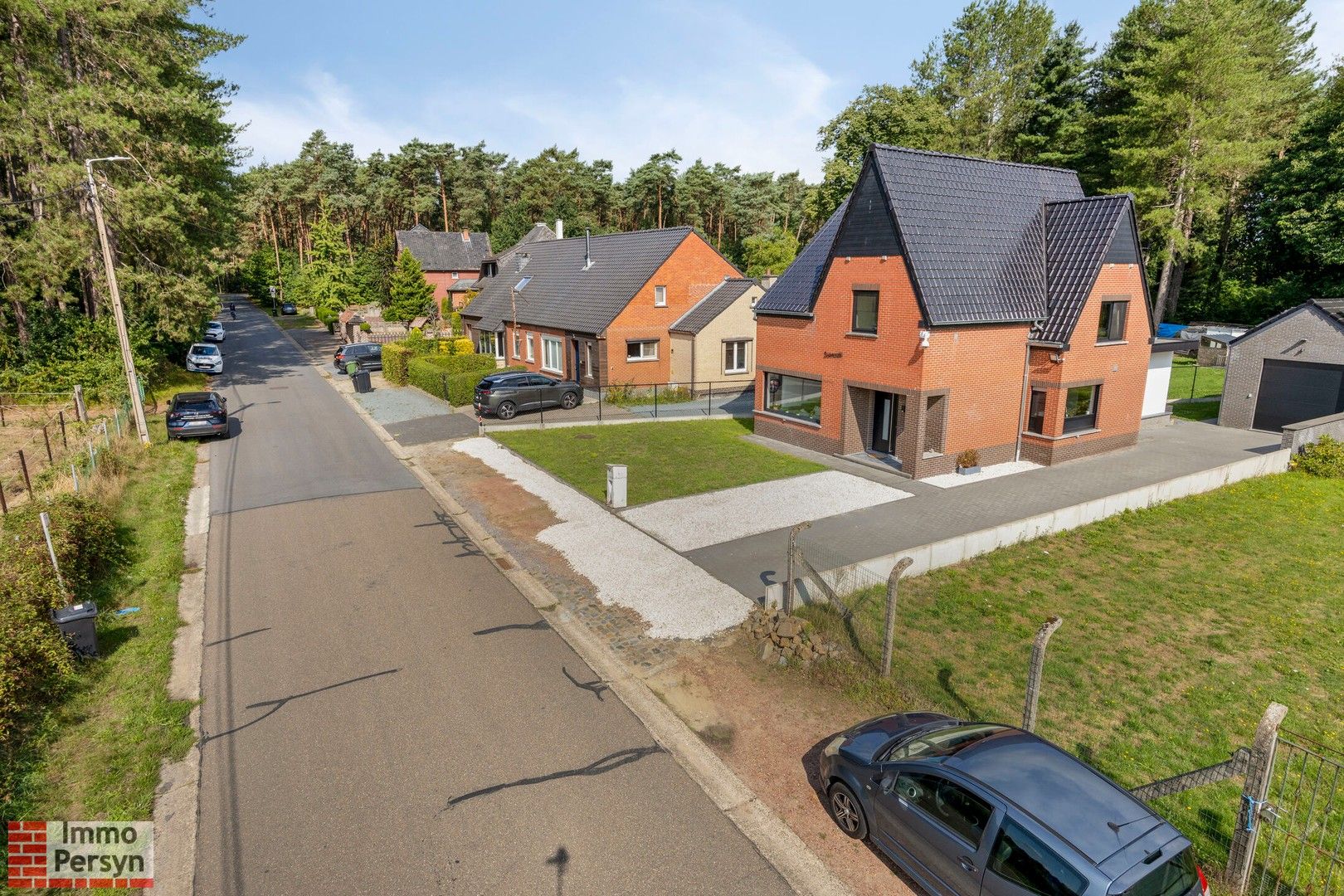 Instapklare en volledig gerenoveerde woning met 3 slpk en garage foto 40