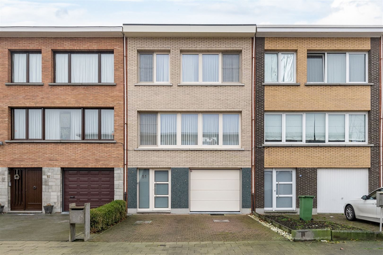 Verzorgde bel-étage woning in woonwijk nabij Veltwijcklaan foto {{pictureIndex}}