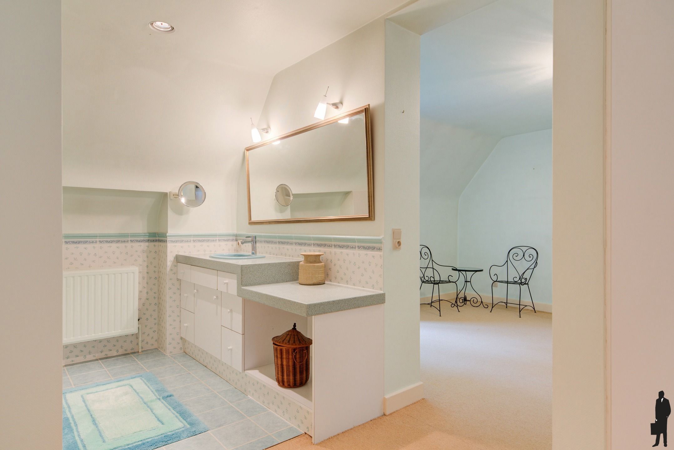 Op absolute toplocatie gelegen villa! foto 23