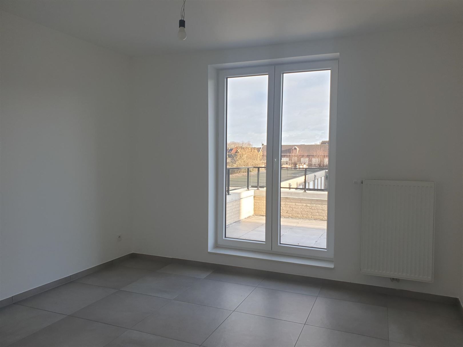 VOLLEDIG OPGESCHILDERD NIEUWBOUWAPPARTEMENT MET TWEE SLAAPKAMERS EN TWEE TERRASSEN foto 14