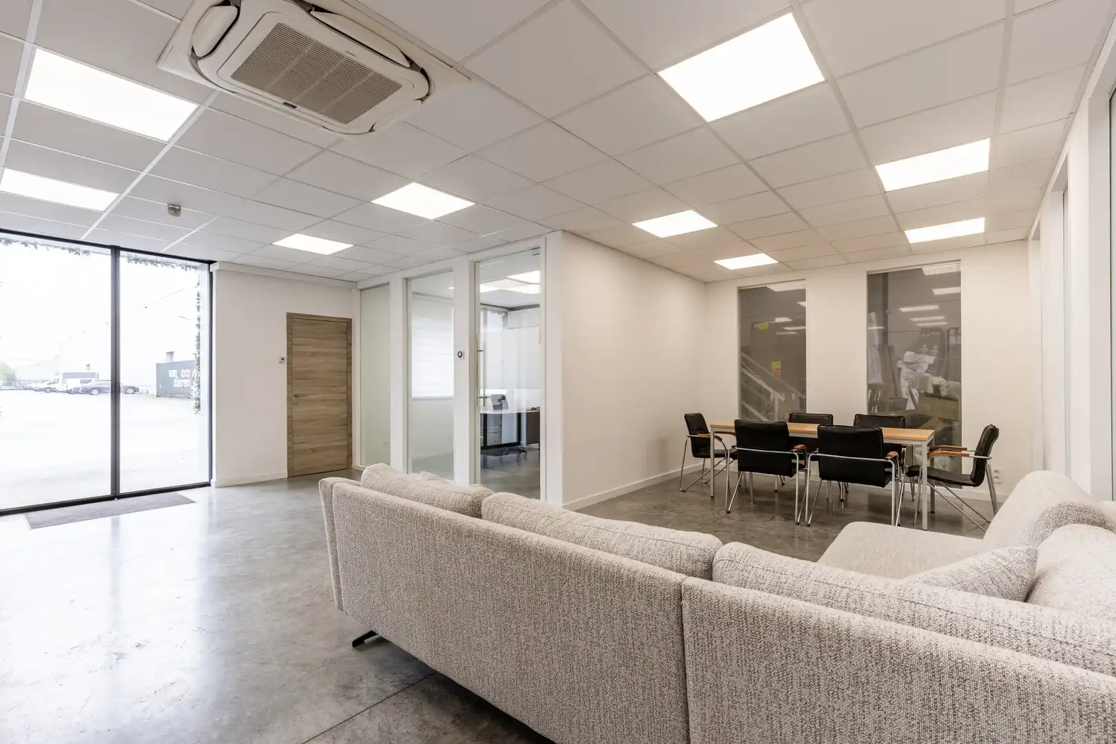 Professionele KMO-unit met magazijn van ca. 512 m² foto 10