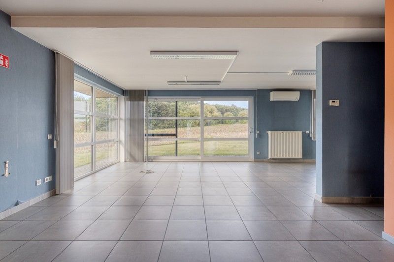 Polyvalente kantoorruimte met 3 slaapkamer appartement TE KOOP in Tielt! foto 5