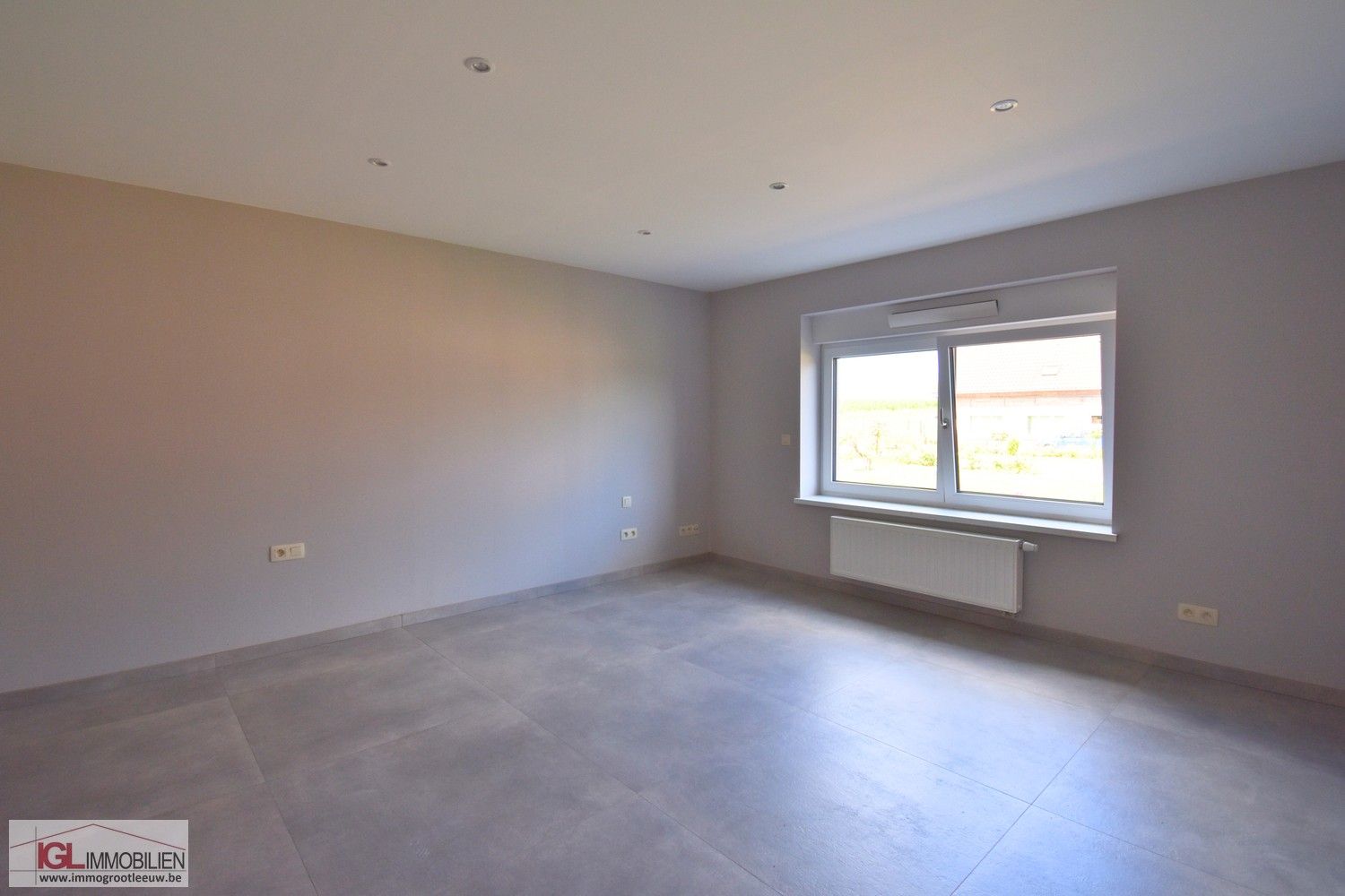 Modern gelijkvloersappartement in groene en rustige omgeving foto 6