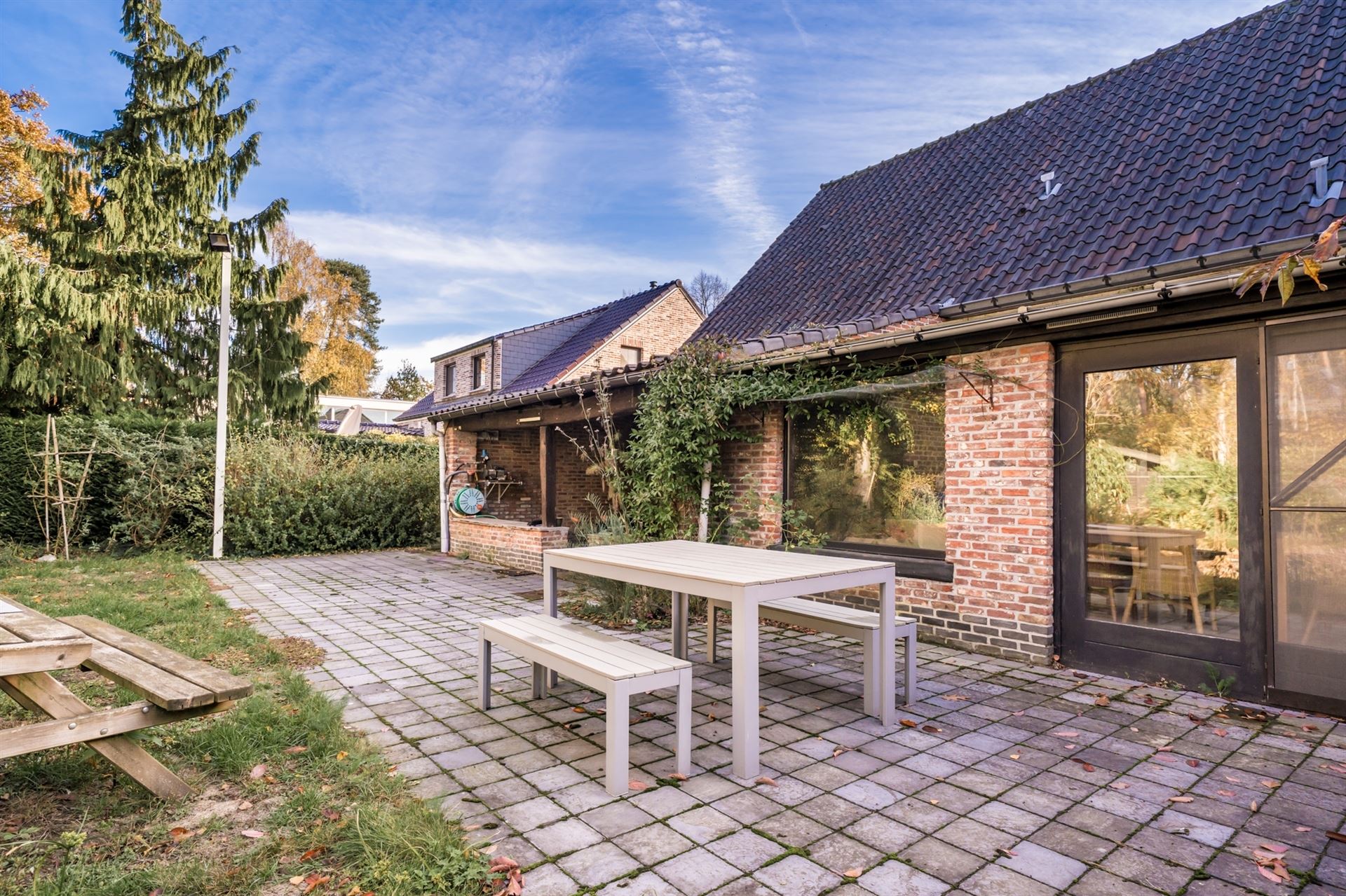 Te renoveren woning met grote tuin en eigen bos in rustig Bonheiden.  foto 21