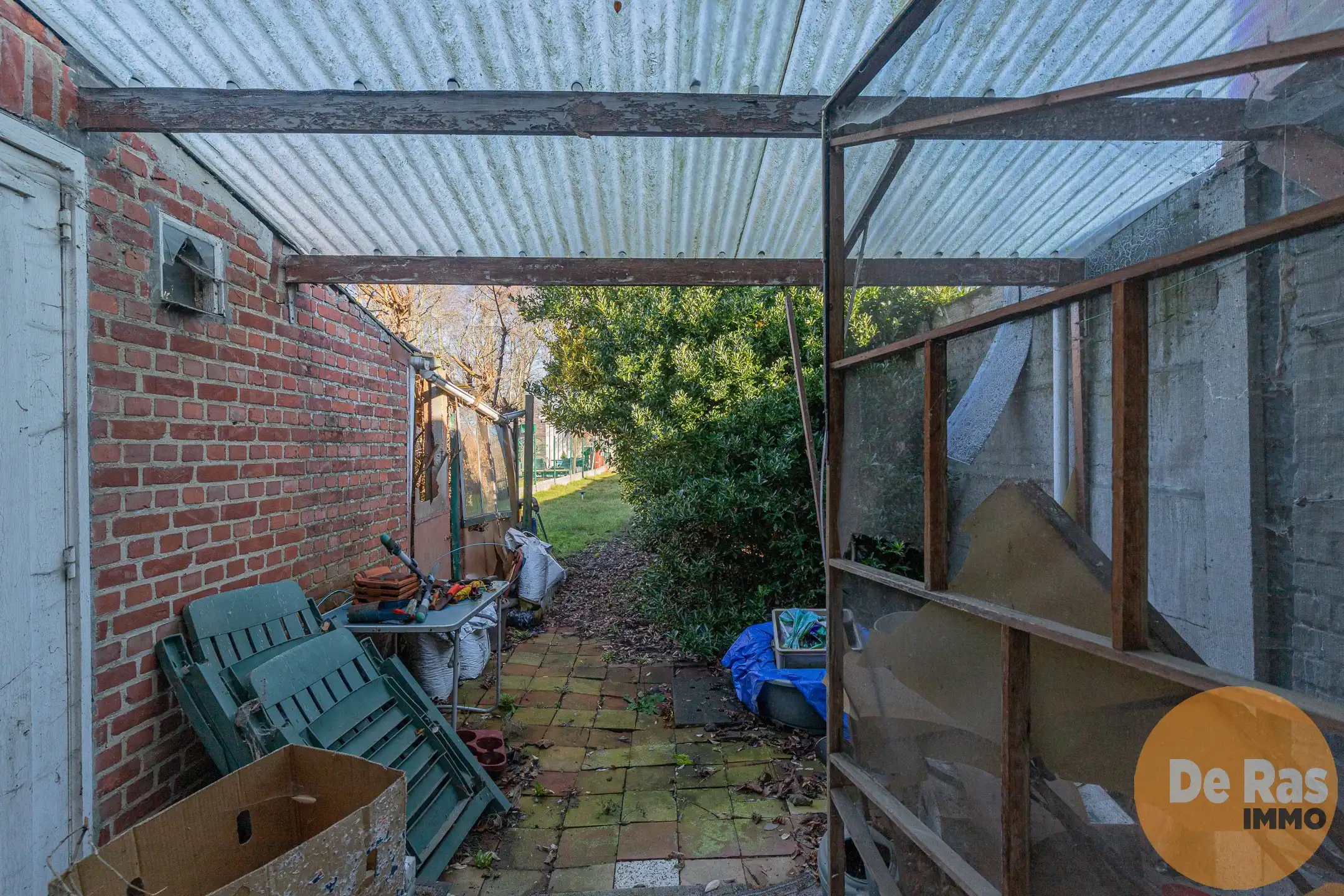 DEINZE - Te renoveren burgerwoning met tuin nabij centrum foto 12
