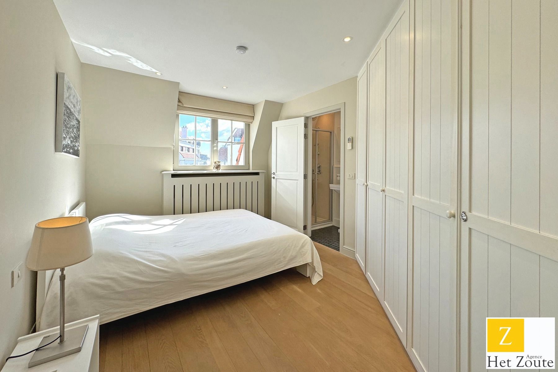 Lichtrijk gemeubeld duplexappartement in Het Zoute - Knokke foto 12