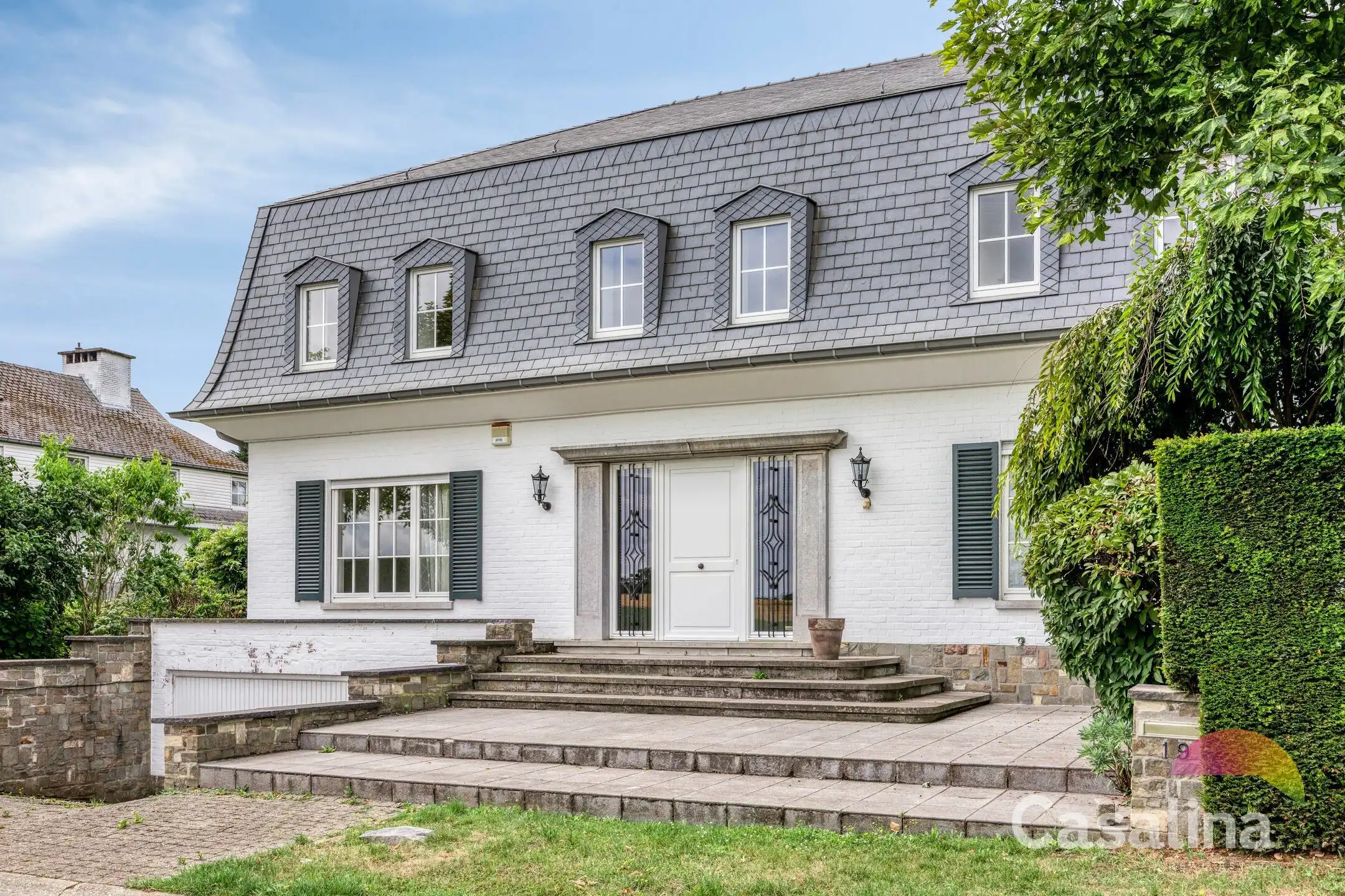 Prachtige Villa  met mooie tuin  foto 3