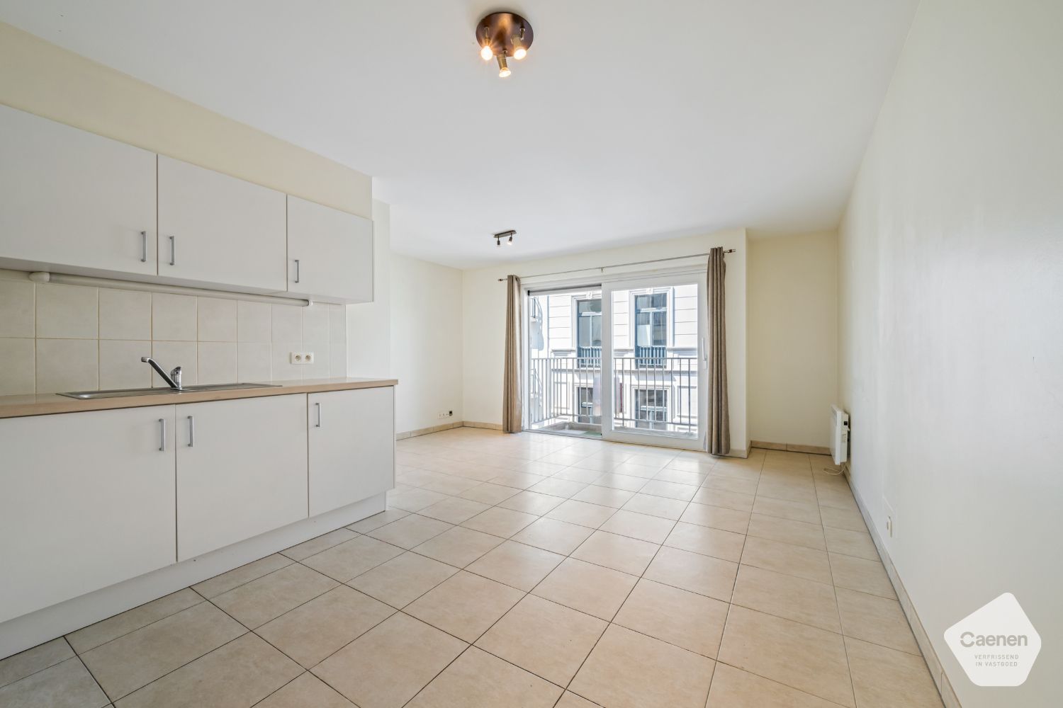 Instapklaar twee slaapkamer appartement in het hart van Blankenberge foto 3