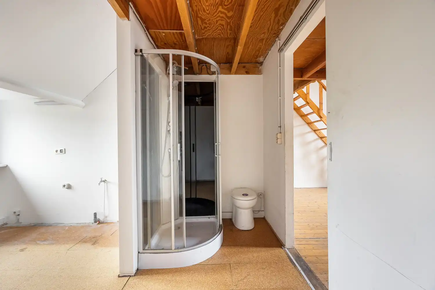 Karaktervolle woning met gezellige tuin foto 22