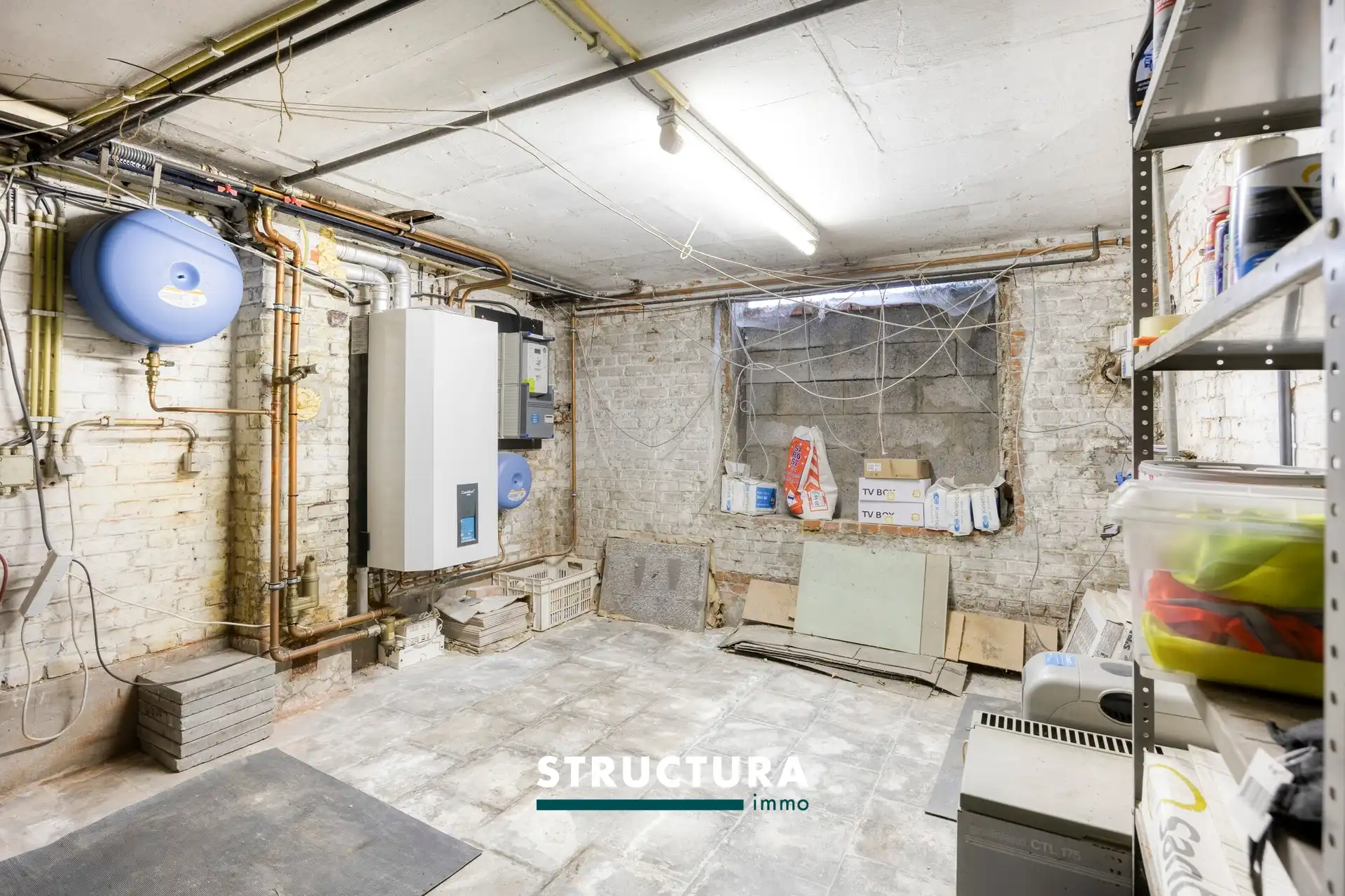 Gezellige woning met 4 slaapkamers - Elektriciteit conform foto 25
