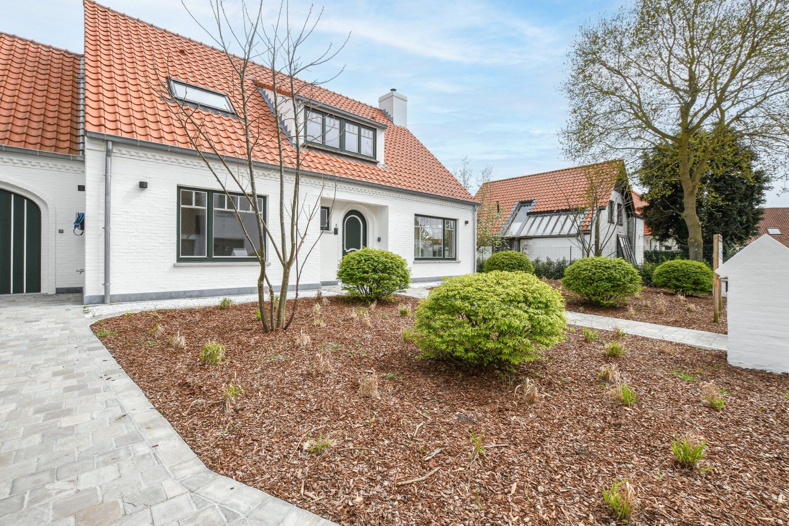 ()=>{if(producerUpdateValueVersion(node),producerAccessed(node),node.value===ERRORED)throw node.error;return node.value} Willem van Saeftingestraat 1 - - 8380 Brugge