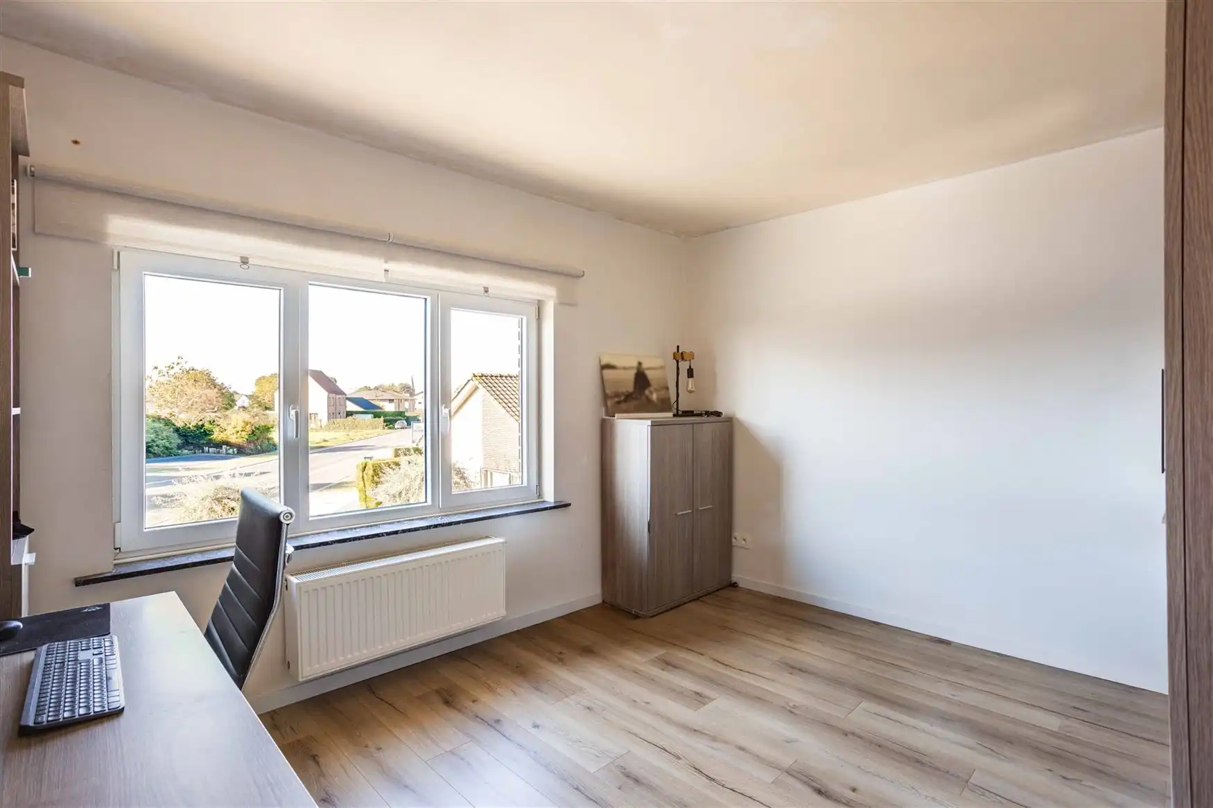 Stijlvol gerenoveerde woning in Wortegem-Petegem foto 9