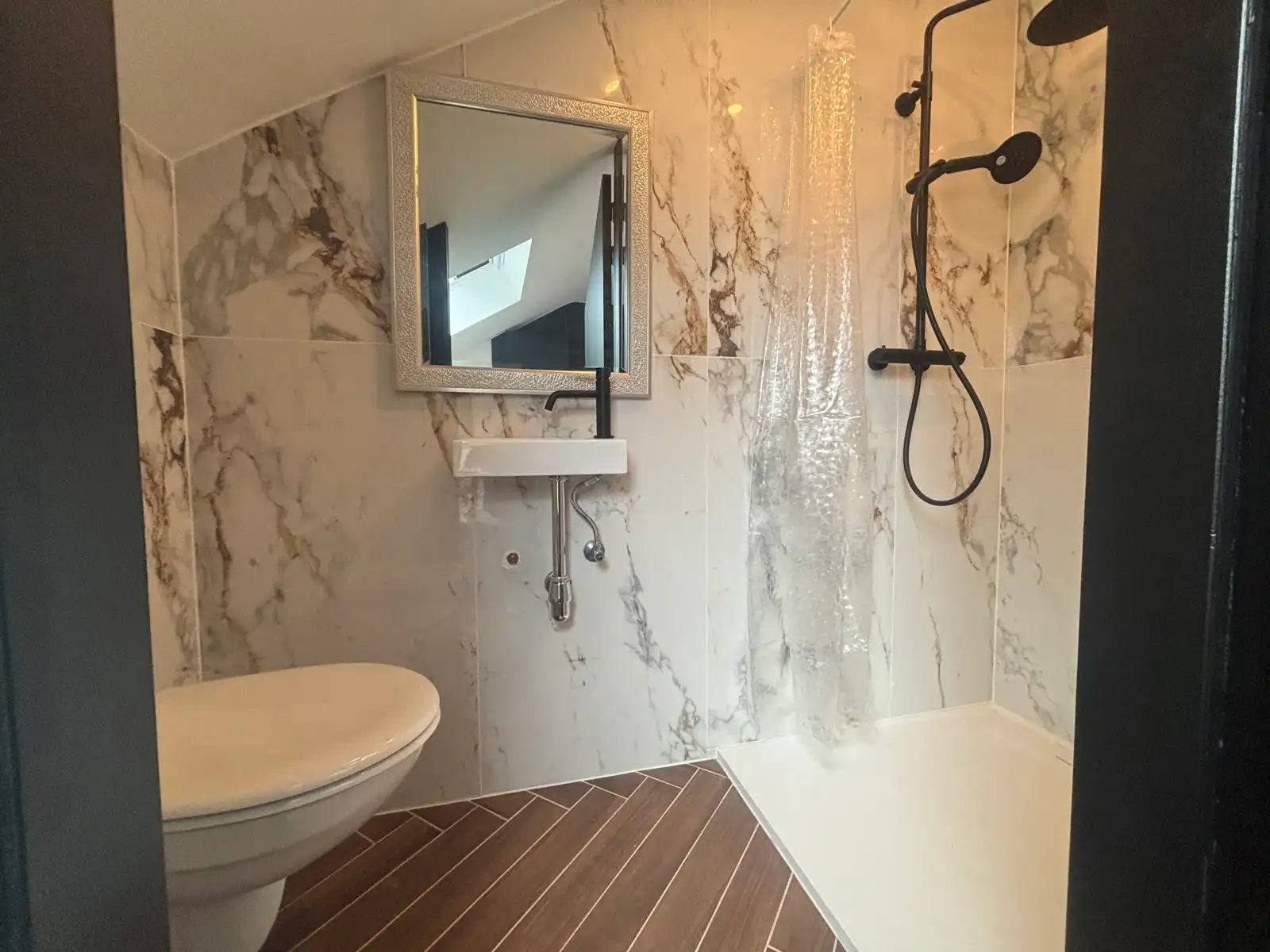 Vernieuwde studio op TOP locatie!  foto 5