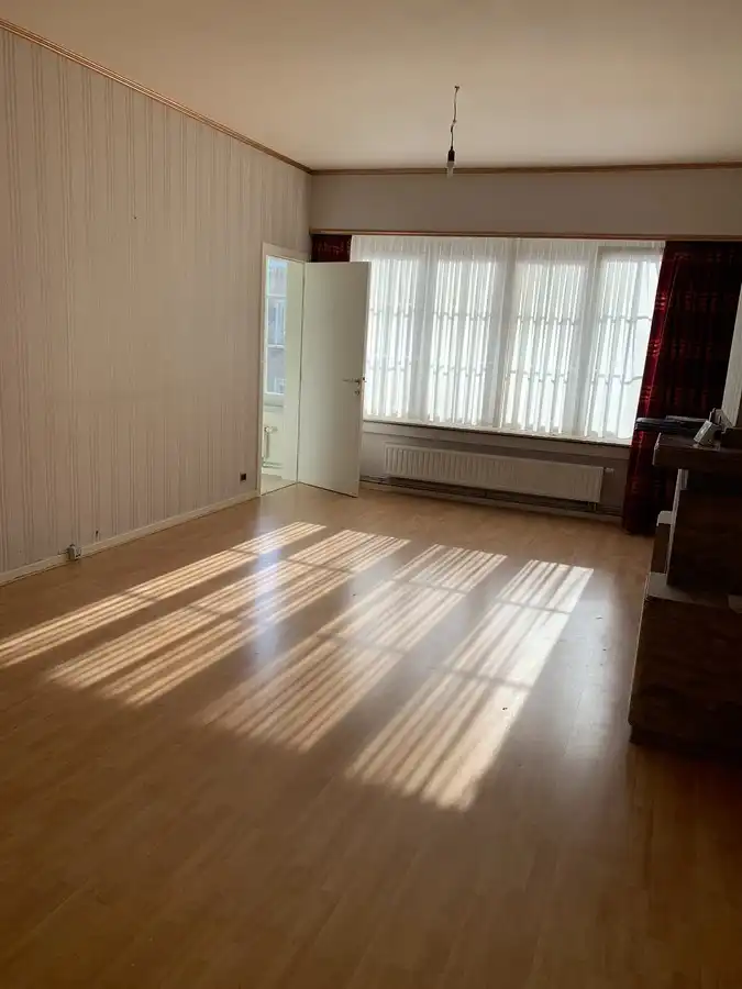 Een slaapkamer appartement te huur in Merksem op de eerste verdieping foto 2