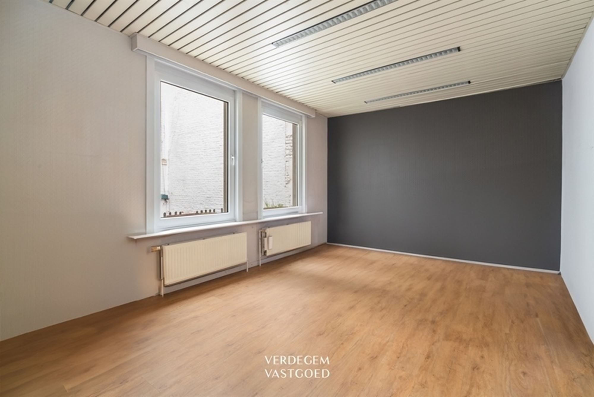 Centraal gelegen handelspand met woonst, ook voor nieuwbouwproject foto 9