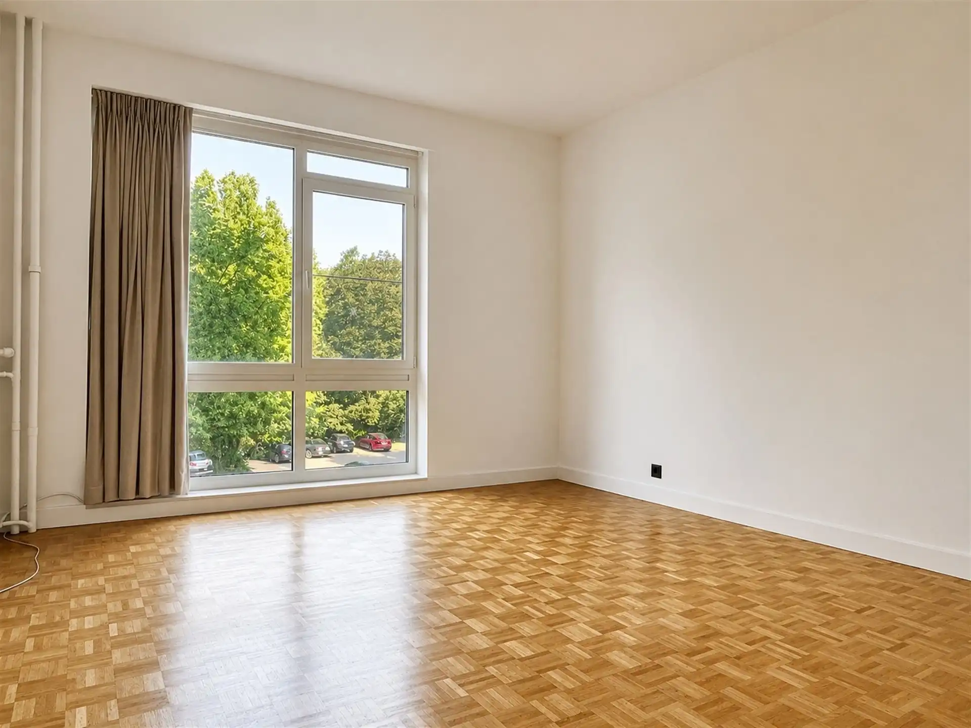 Ruim appartement met 3 slaapkamers! foto 8