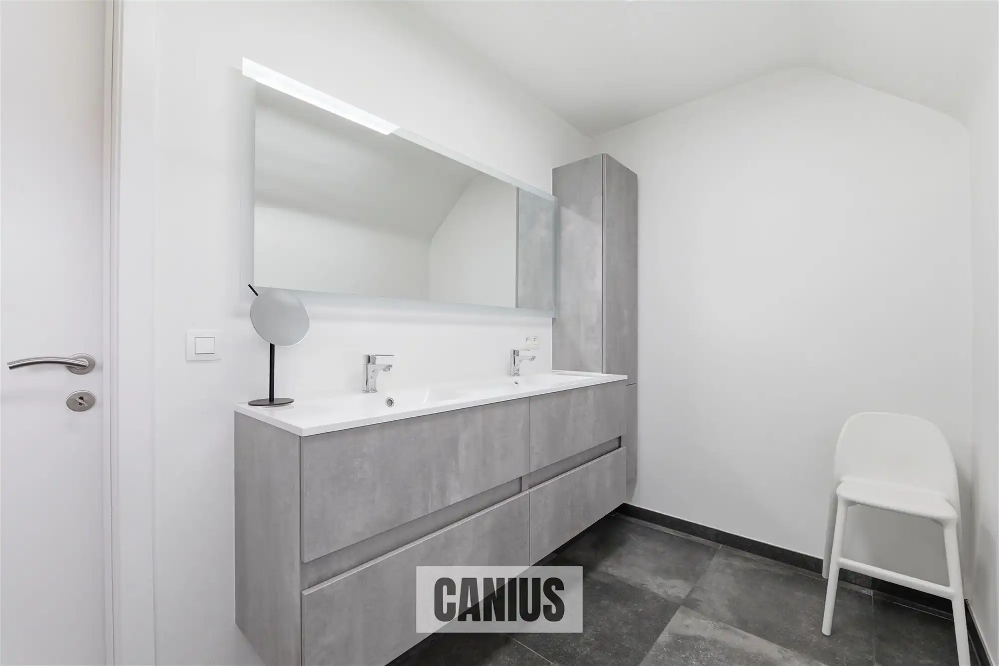STIJLVOLLE HALFOPEN BEBOUWING MET DRIE SLAAPKAMERS EN LIFT foto 18