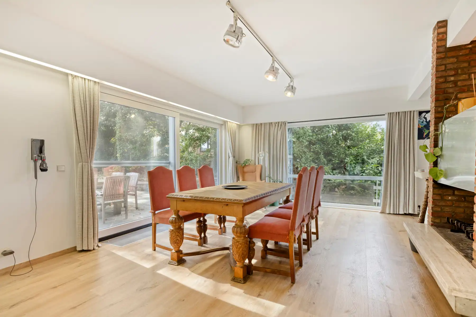 Ruime duplex met zonnige tuin in Dilbeek foto 13