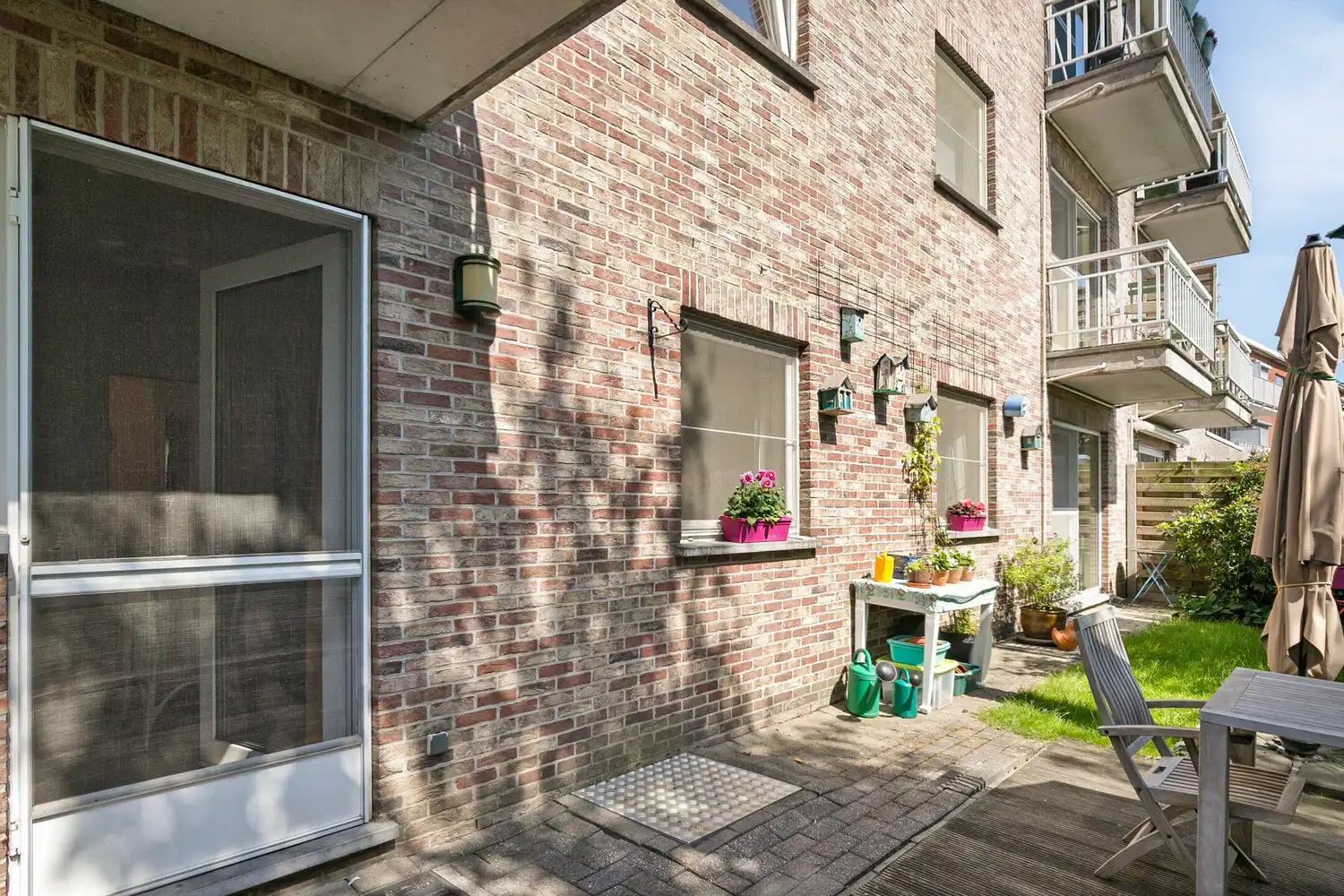 Instapklaar gelijkvloers APP. met 3 slks, dubbele garage en tuin! foto 28