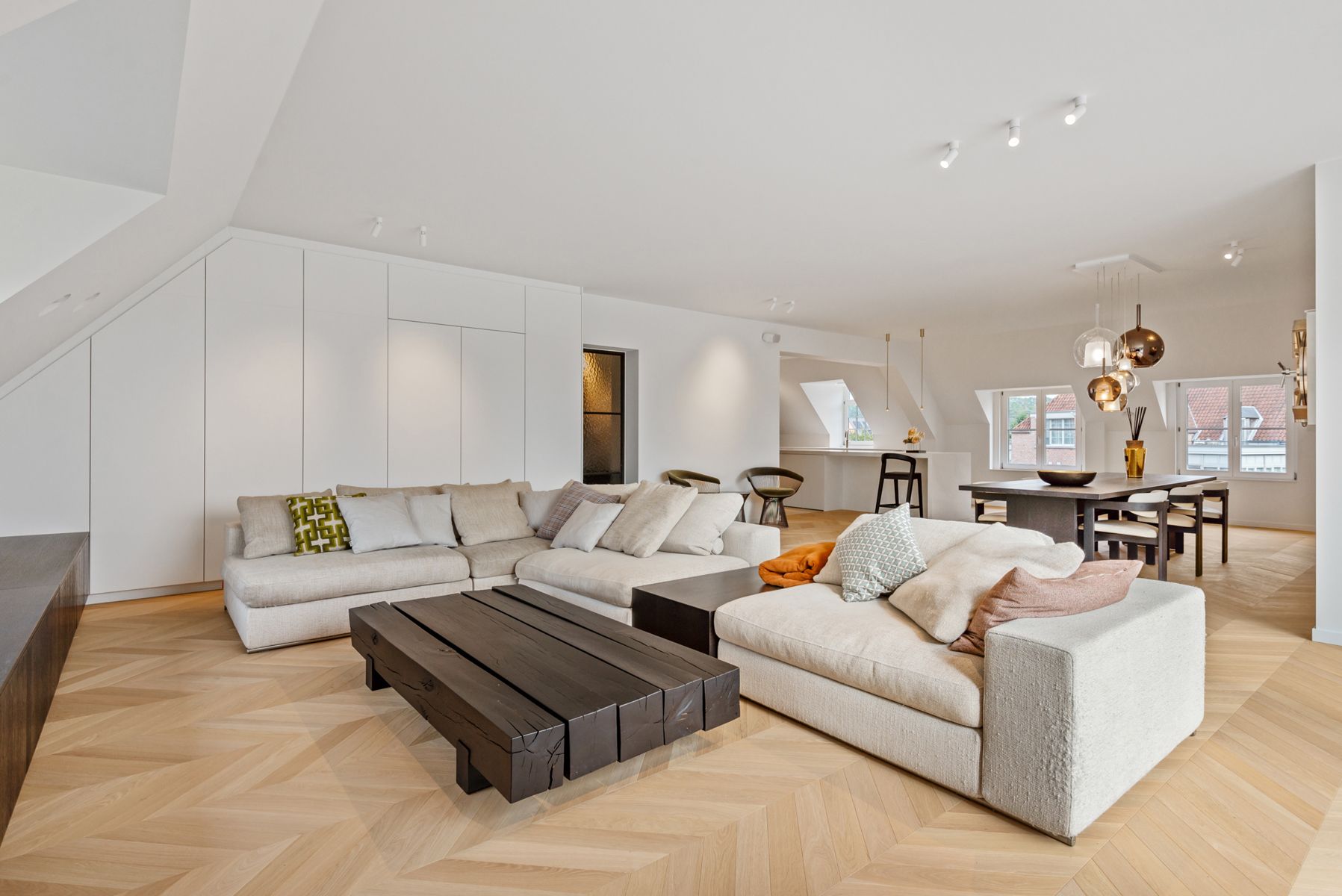 Exclusief duplex dakappartement met zicht op weiland. foto 4