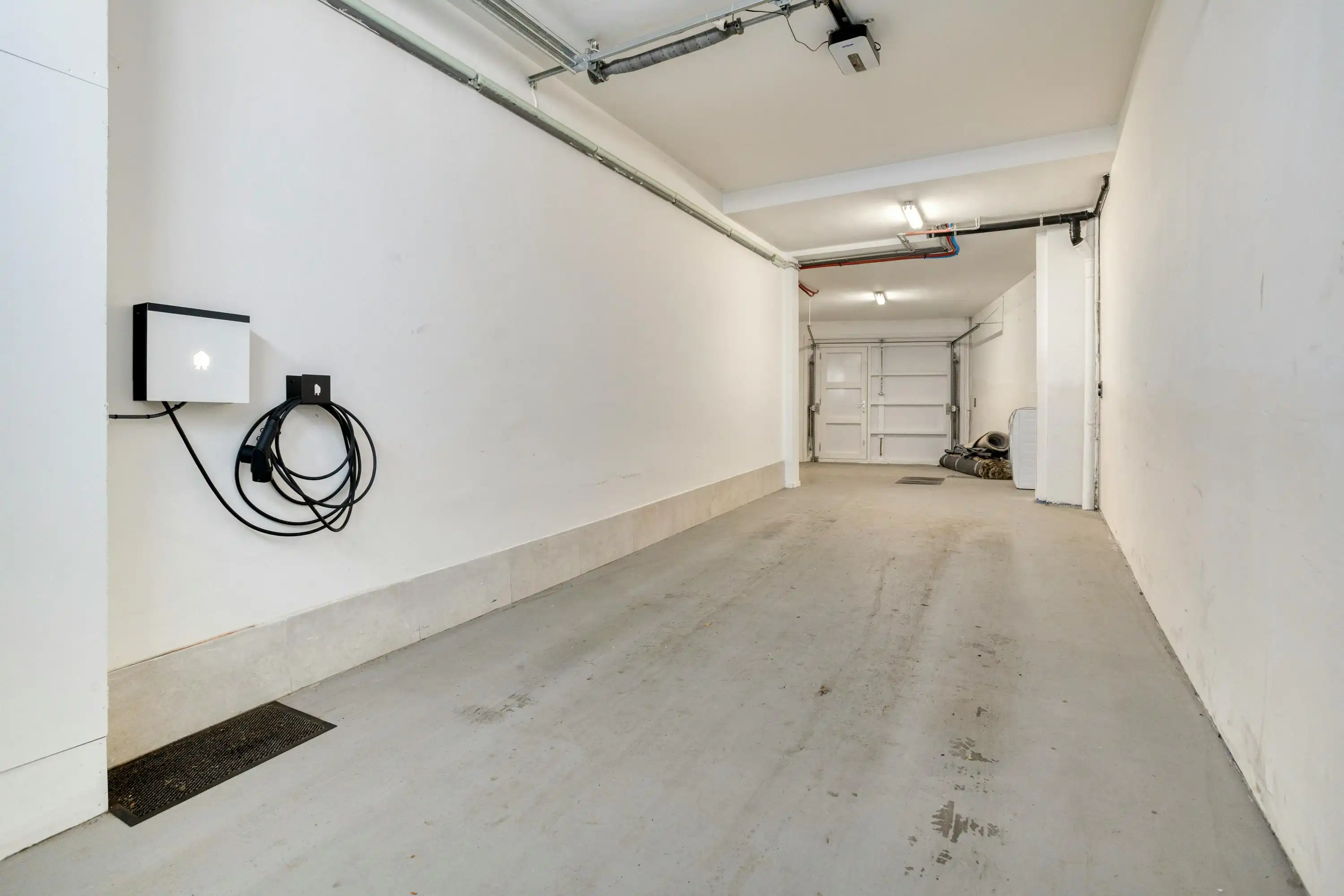 Ruime mooie woning met mogelijkheid tot handel (kapsalon) foto 23