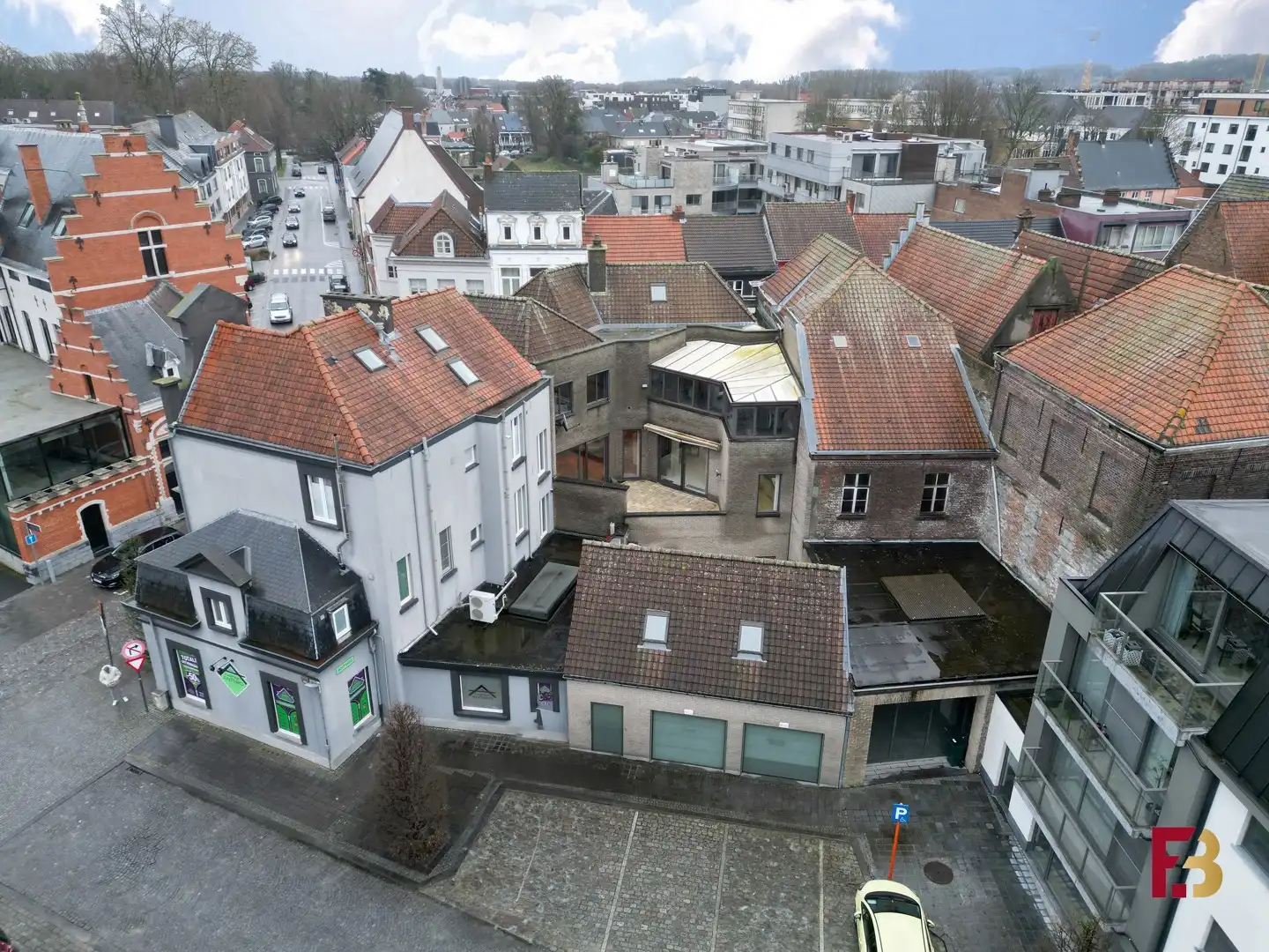 Handelspand met luxueus duplex appartement in het hartje van de Vlaamse Ardennen foto 25