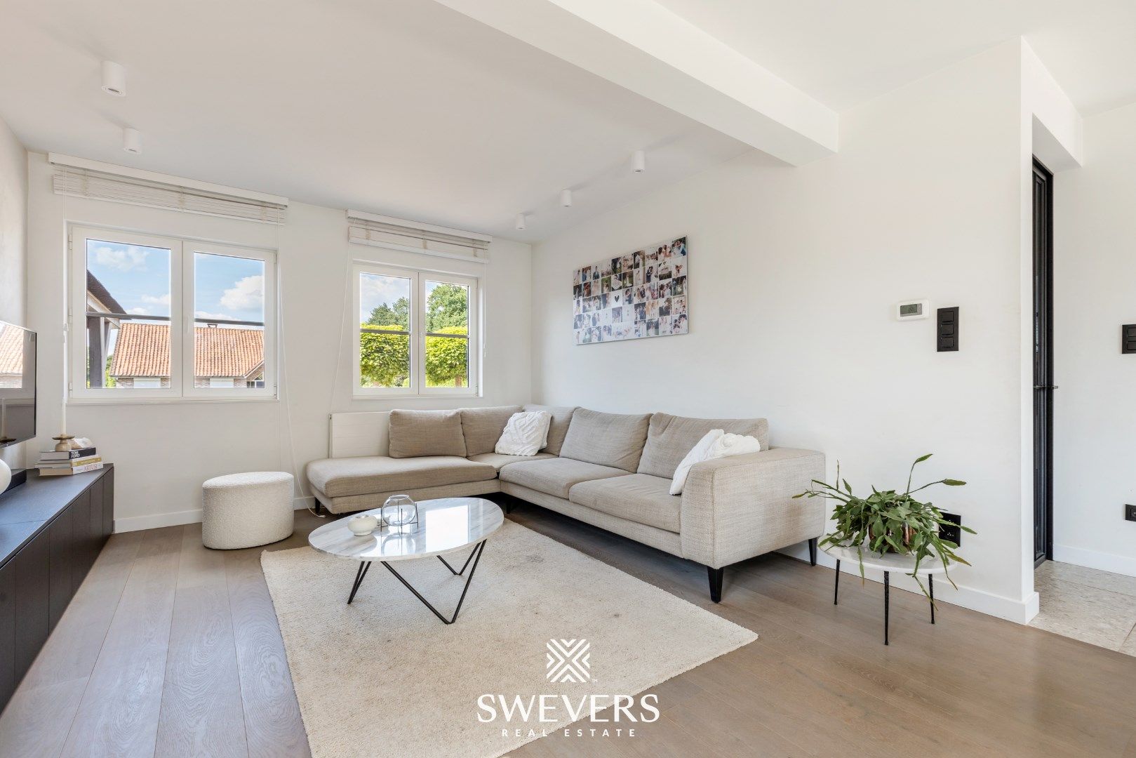 Knap gerenoveerde woning met praktijk/handelsruimte te Laak foto 5