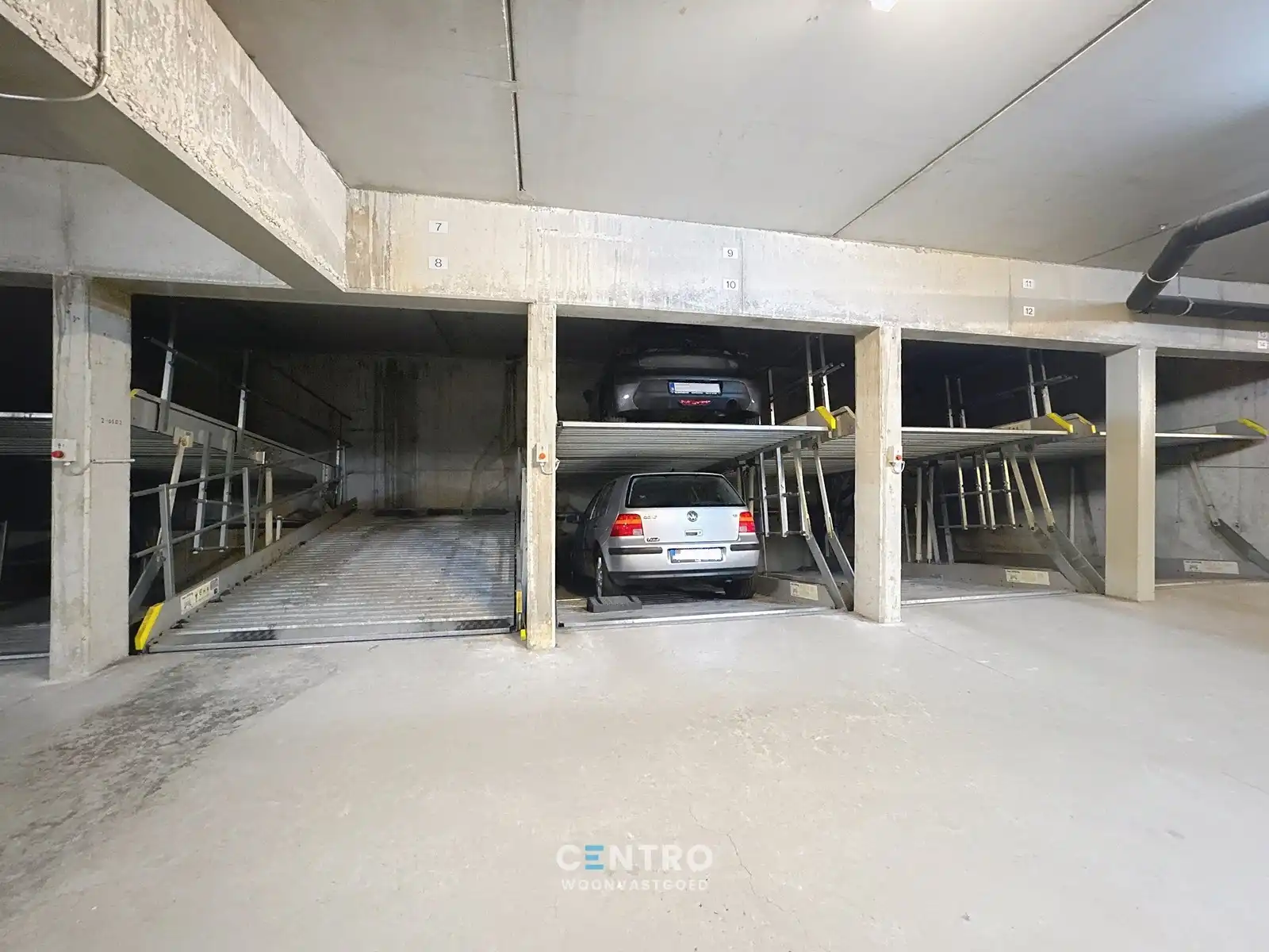 Overdekte parkeerplaats in het HARTJE van Blankenberge! foto 7