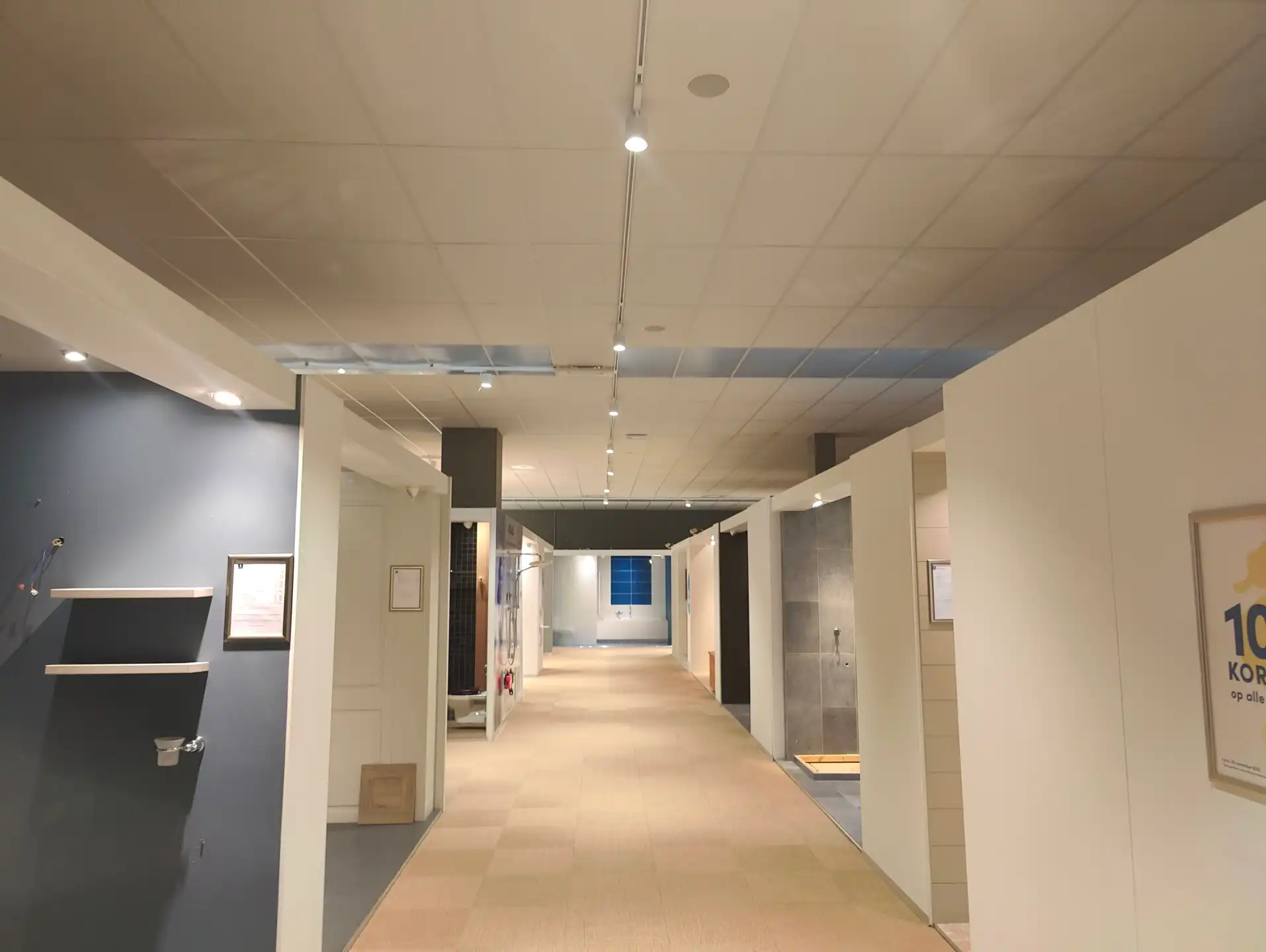 TE HUUR showroom foto 4