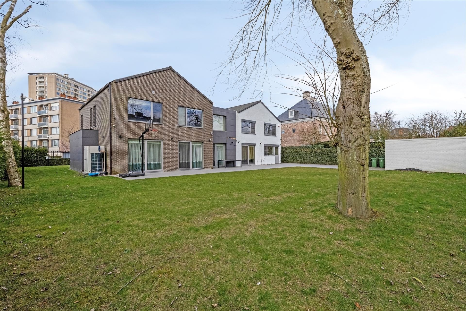 Moderne luxevilla op 1.172m² foto 2