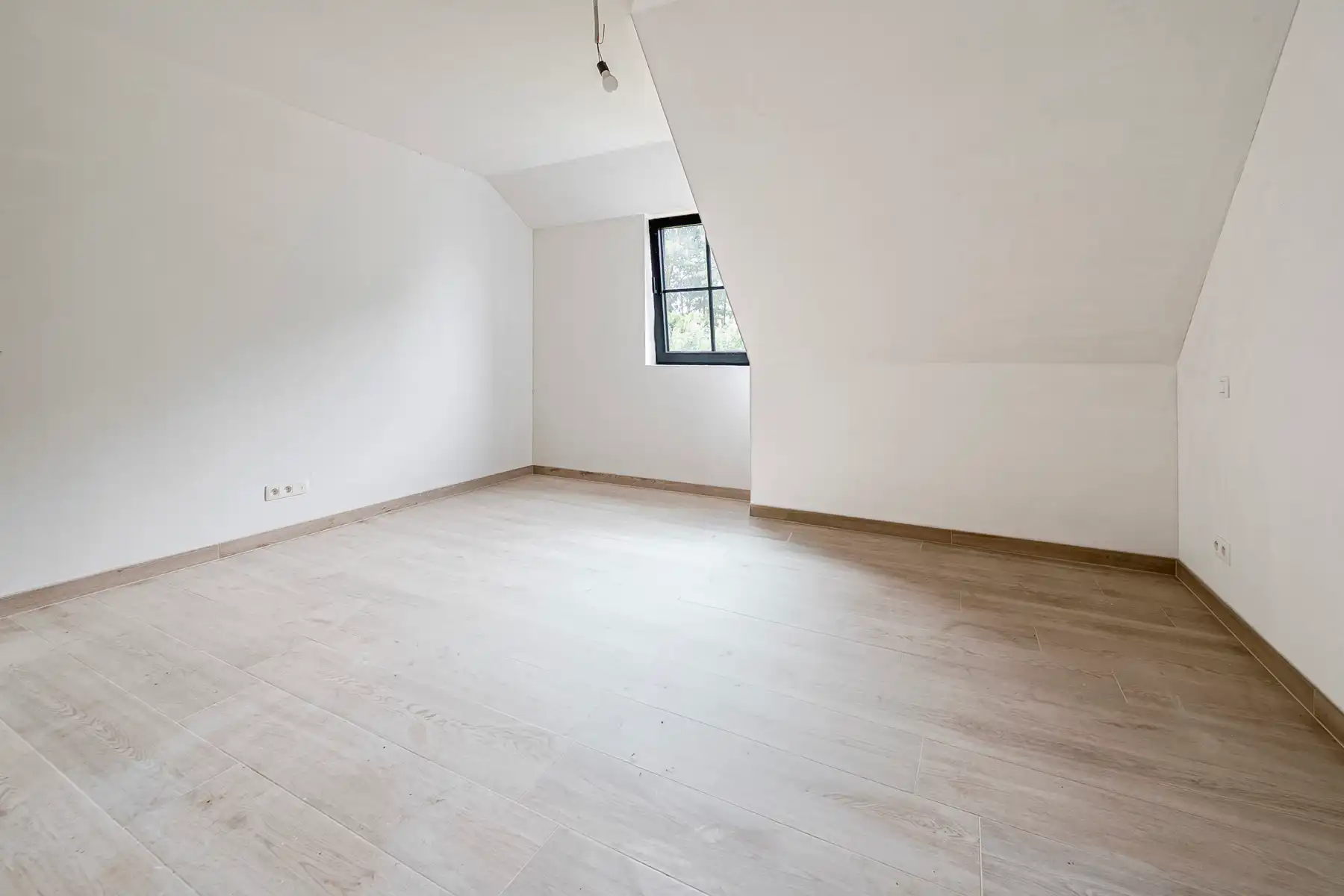 Ruime casco woning met 4 slaapkamers in Zele foto 11