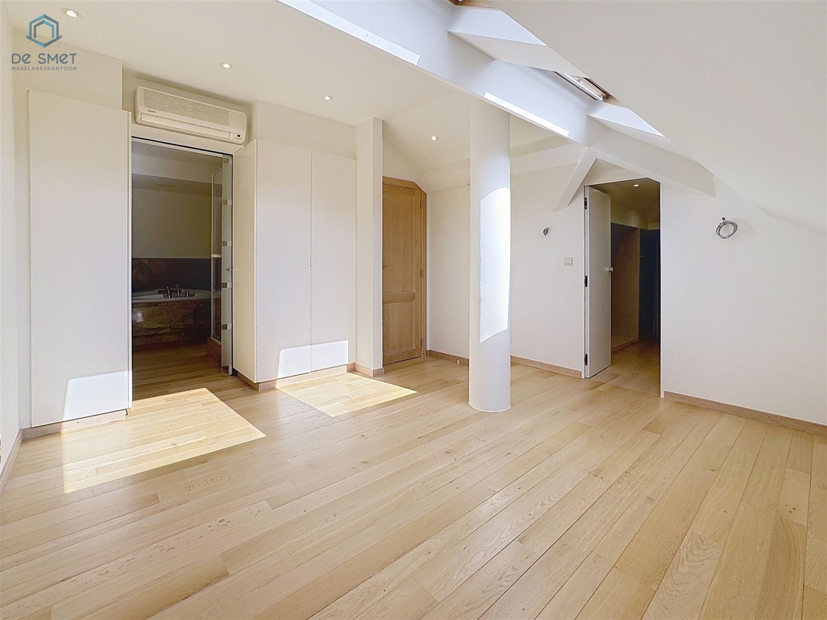 Luxueus afgewerkte halfopen woning met 4 slaapkamers, 2 badkamers en stadstuin Geraardsbergen (Overboelare) foto 22