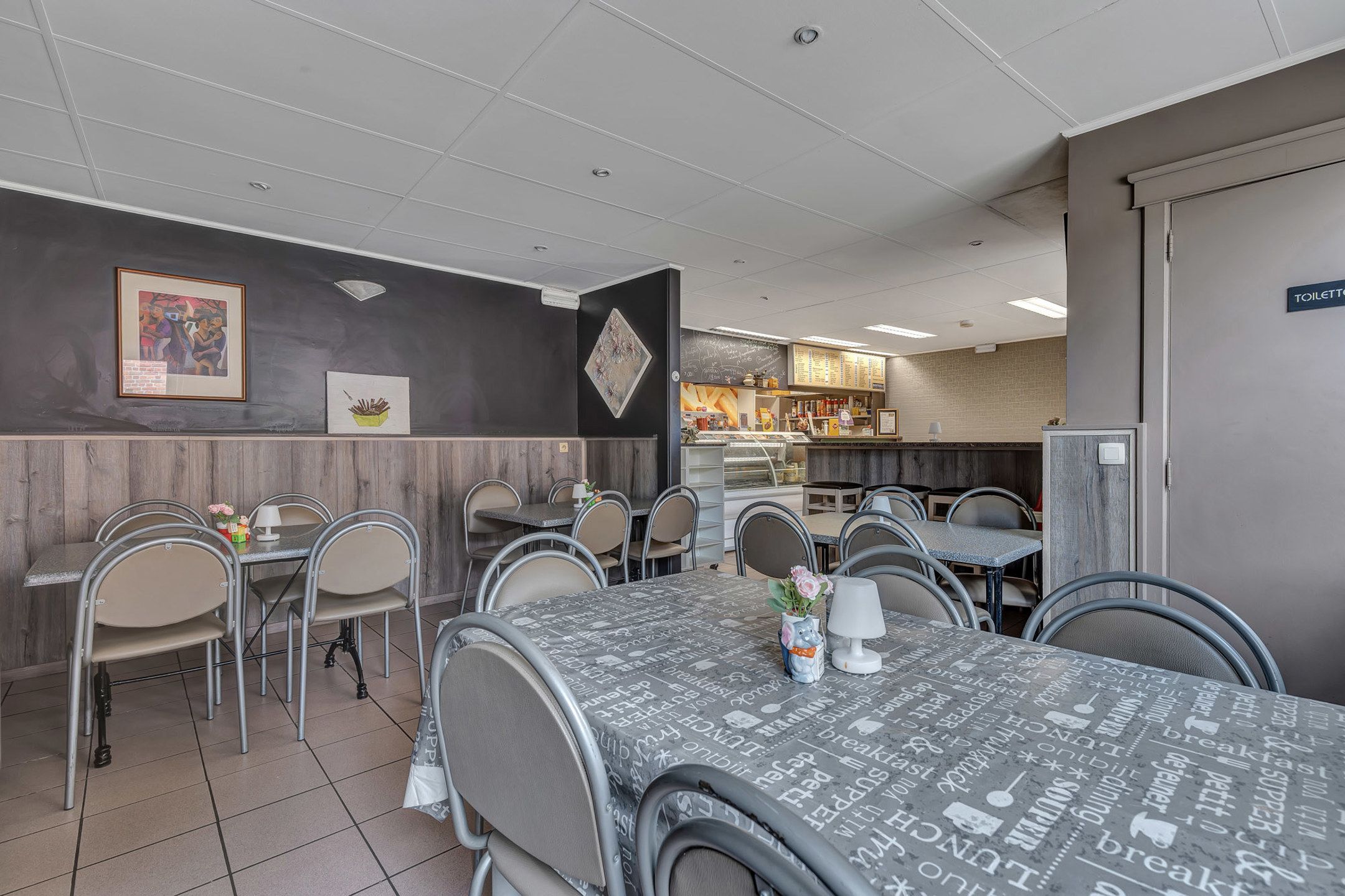 Gekende frituur op een strategische locatie foto 7