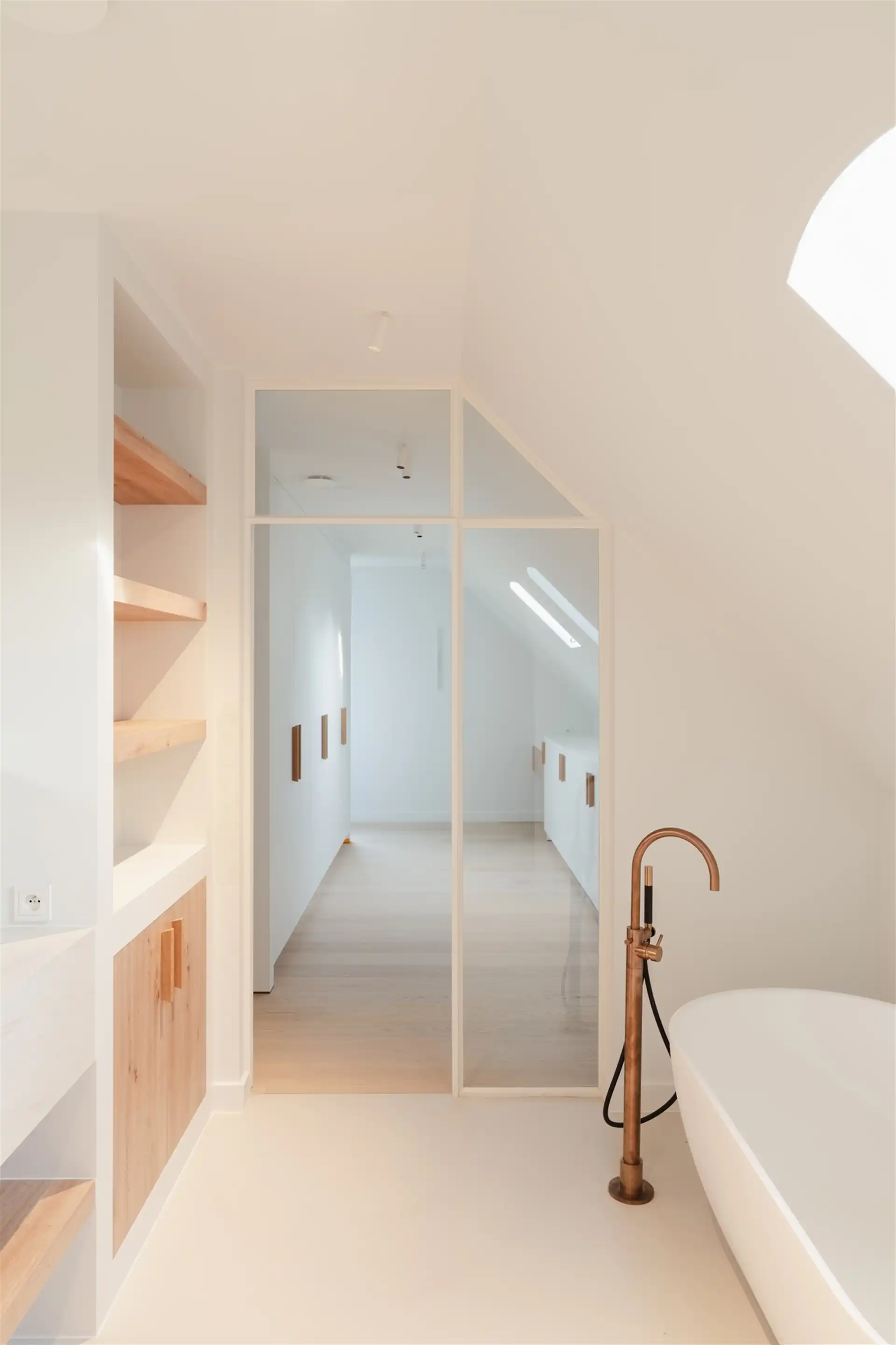 Wonen in luxe en rust in het centrum van Brussegem foto 12