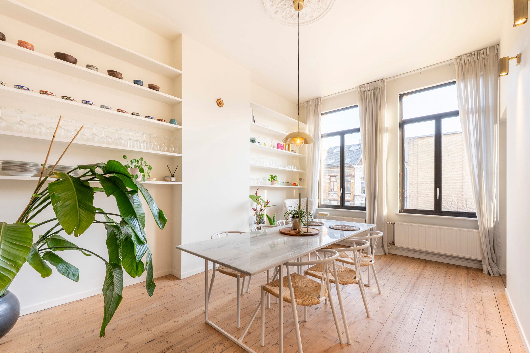 OPEN HOUSE 10/1 - Karaktervol gerenoveerd appartement  foto {{pictureIndex}}