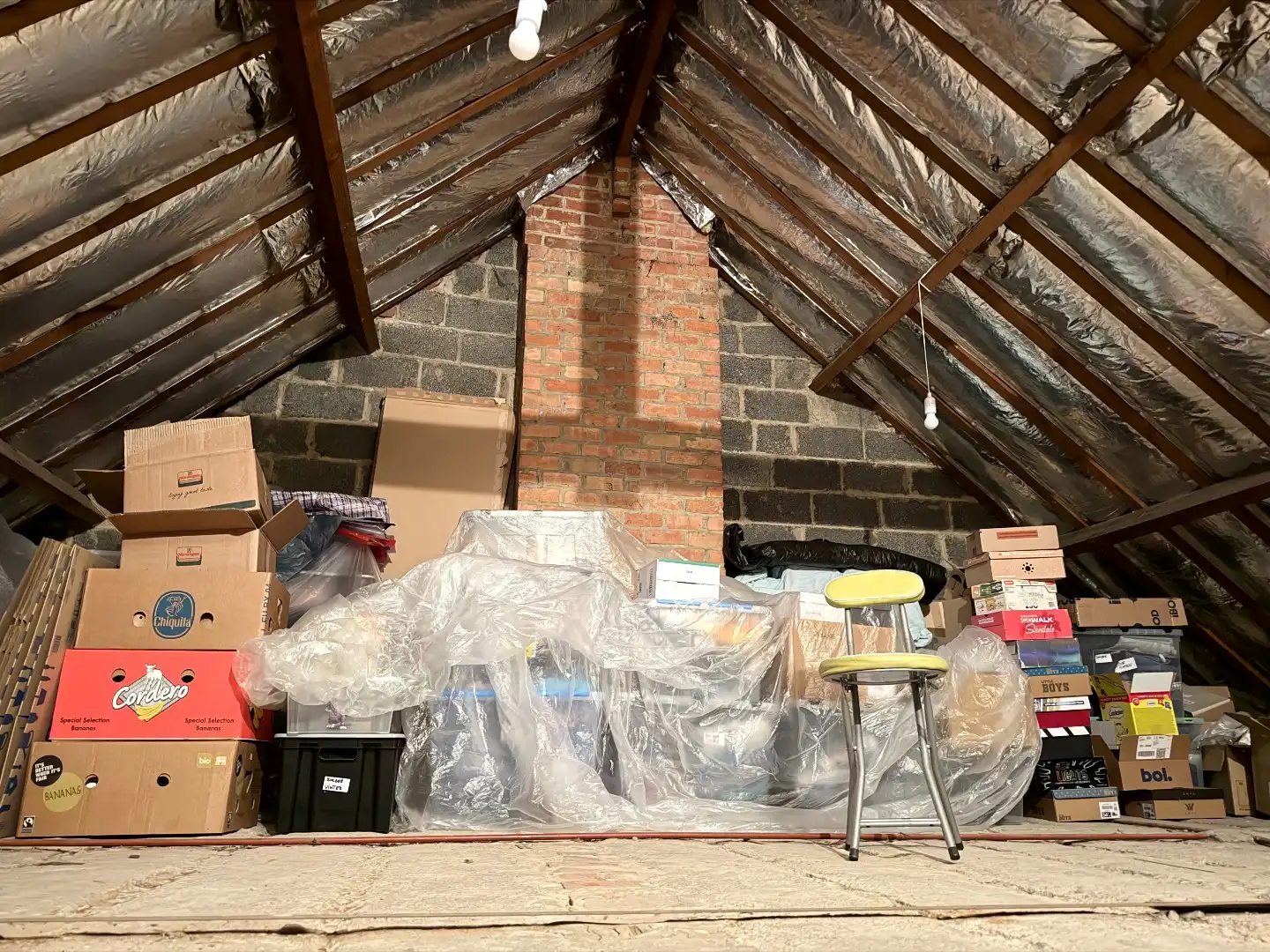 Instapklare rijwoning met garage te koop te Harelbeke! foto 19